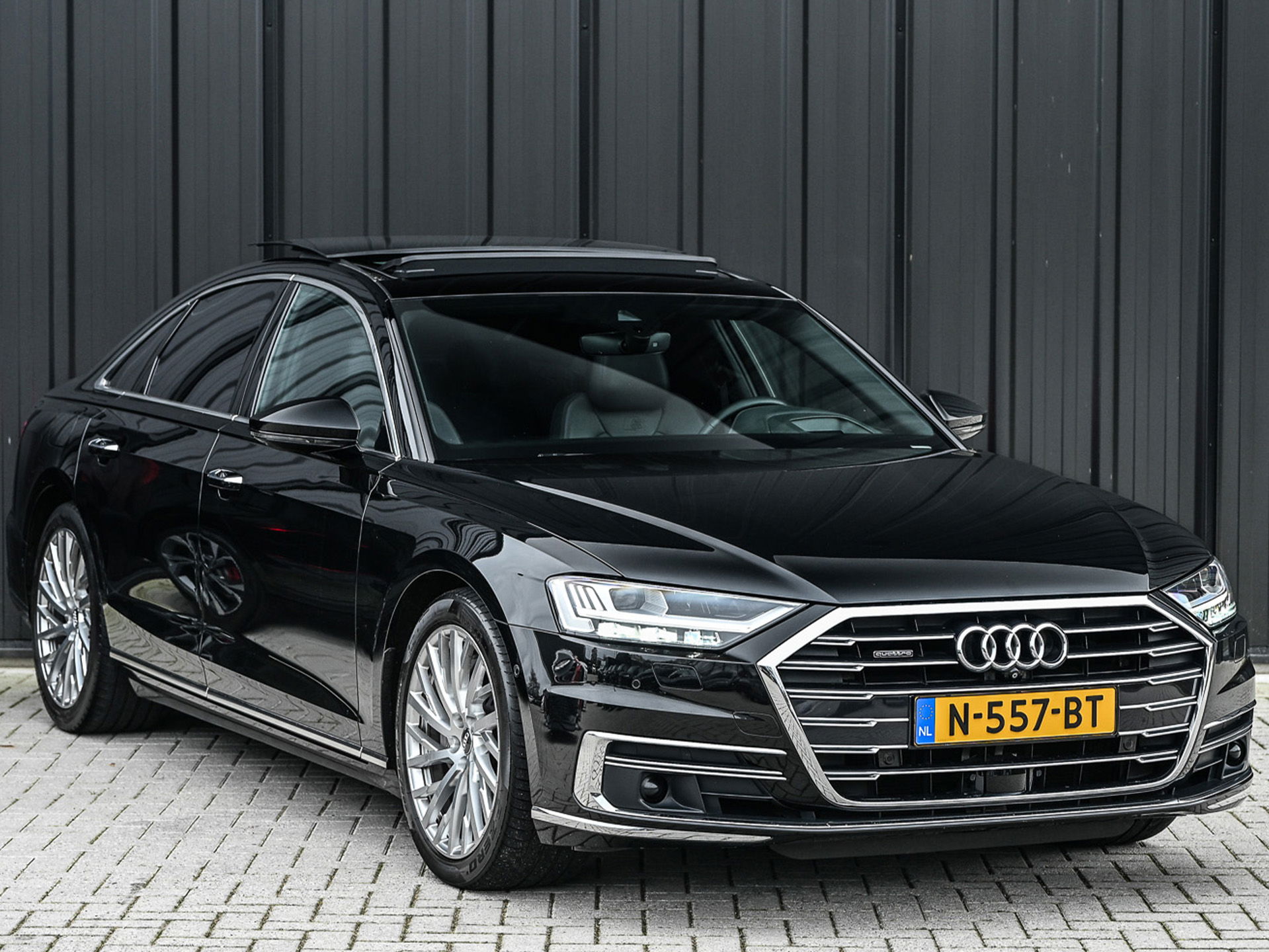 Audi A8 - 54