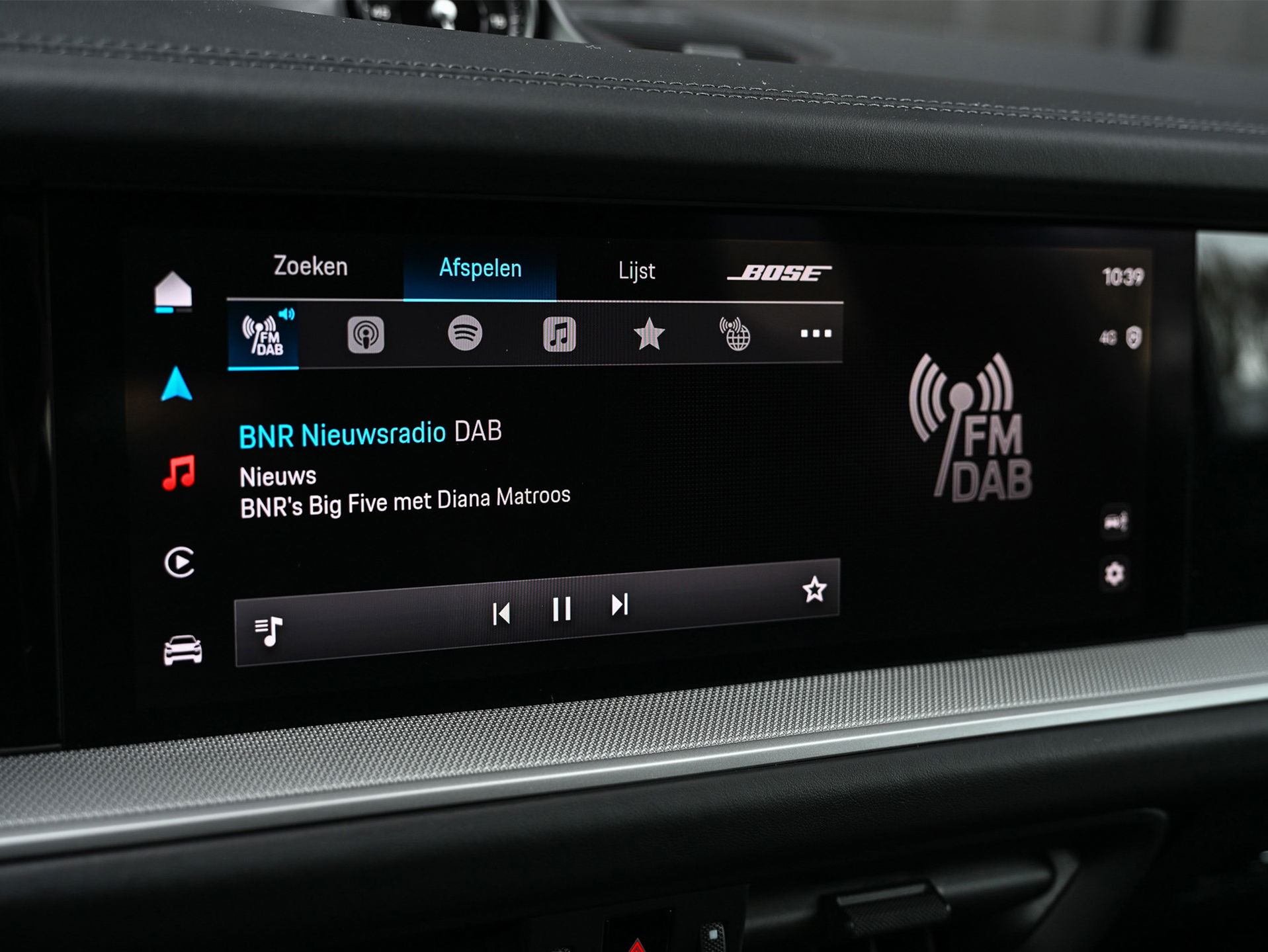 Porsche Cayenne - 24