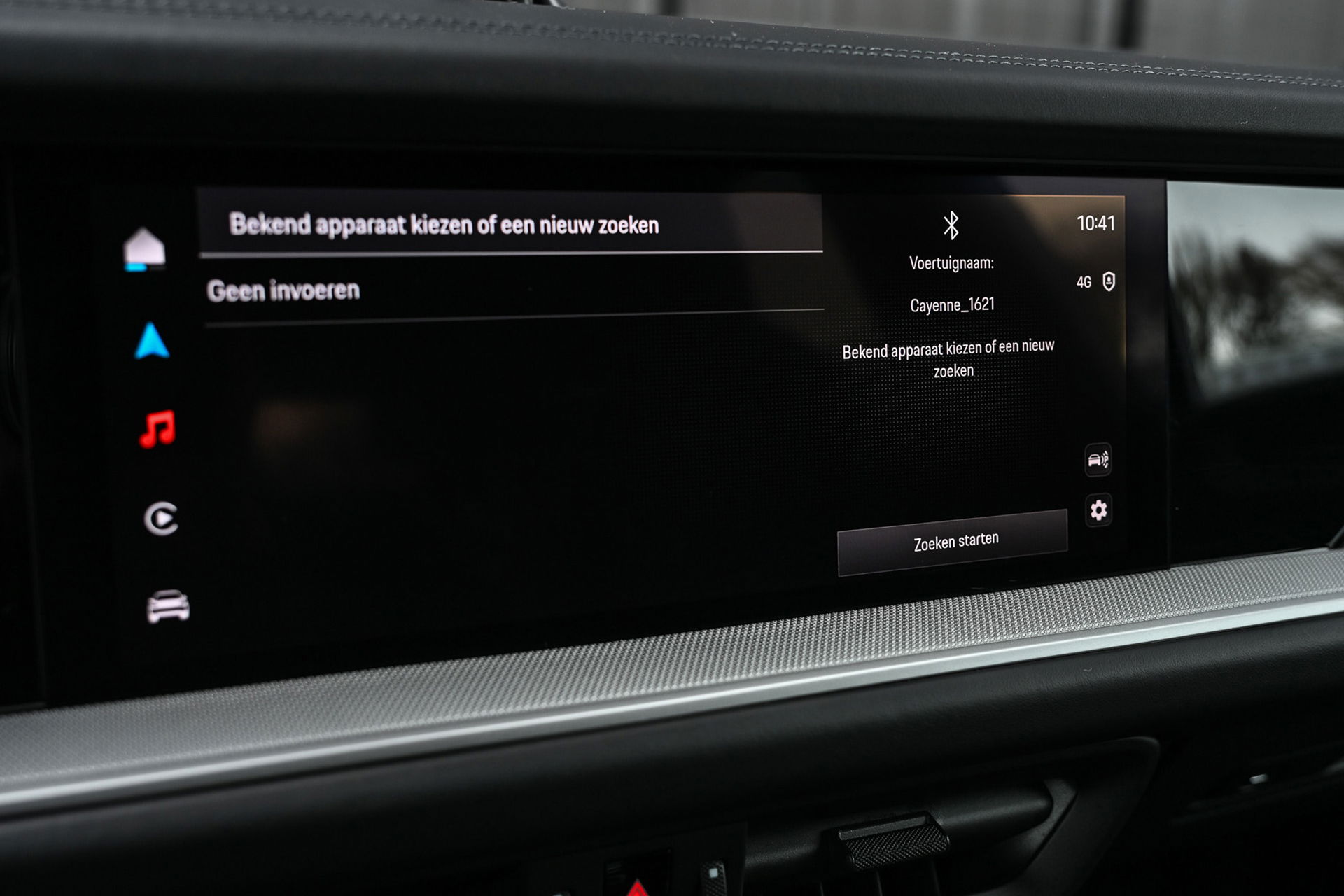 Porsche Cayenne - 25