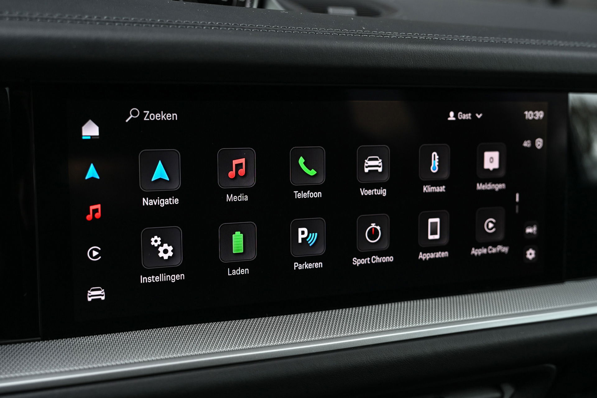 Porsche Cayenne - 26