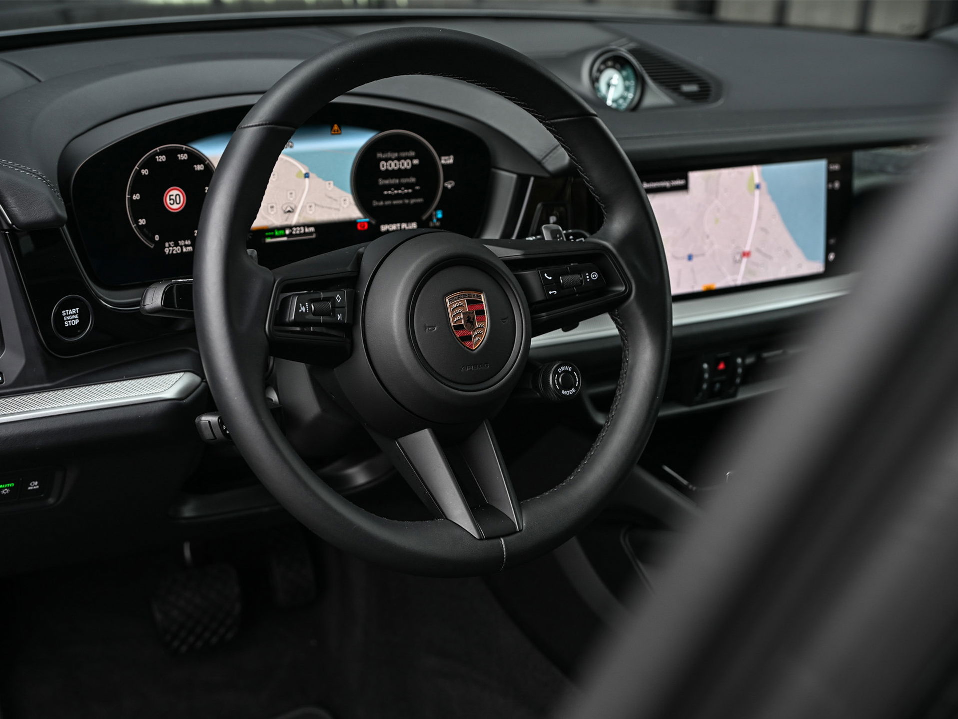 Porsche Cayenne - 37