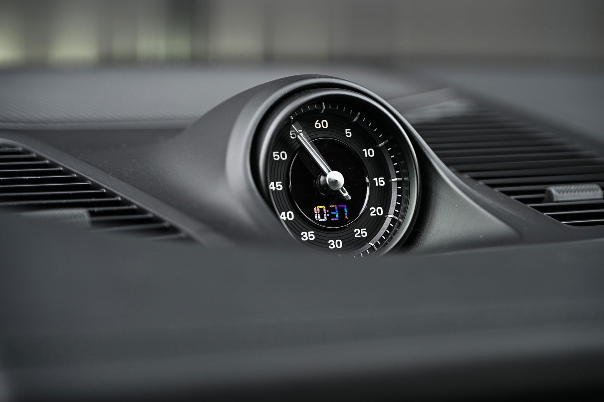 Porsche Cayenne - 41