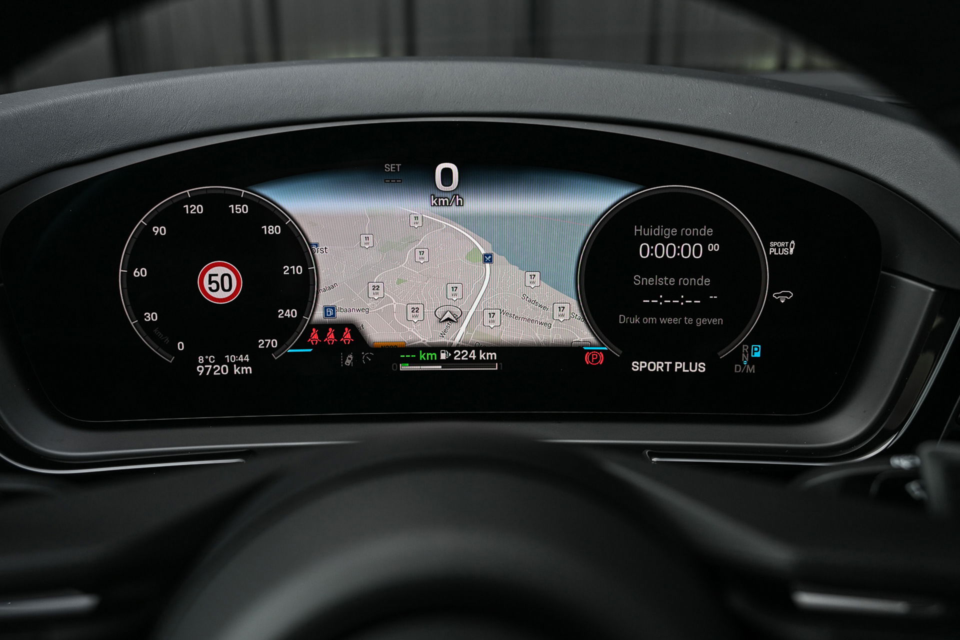 Porsche Cayenne - 43