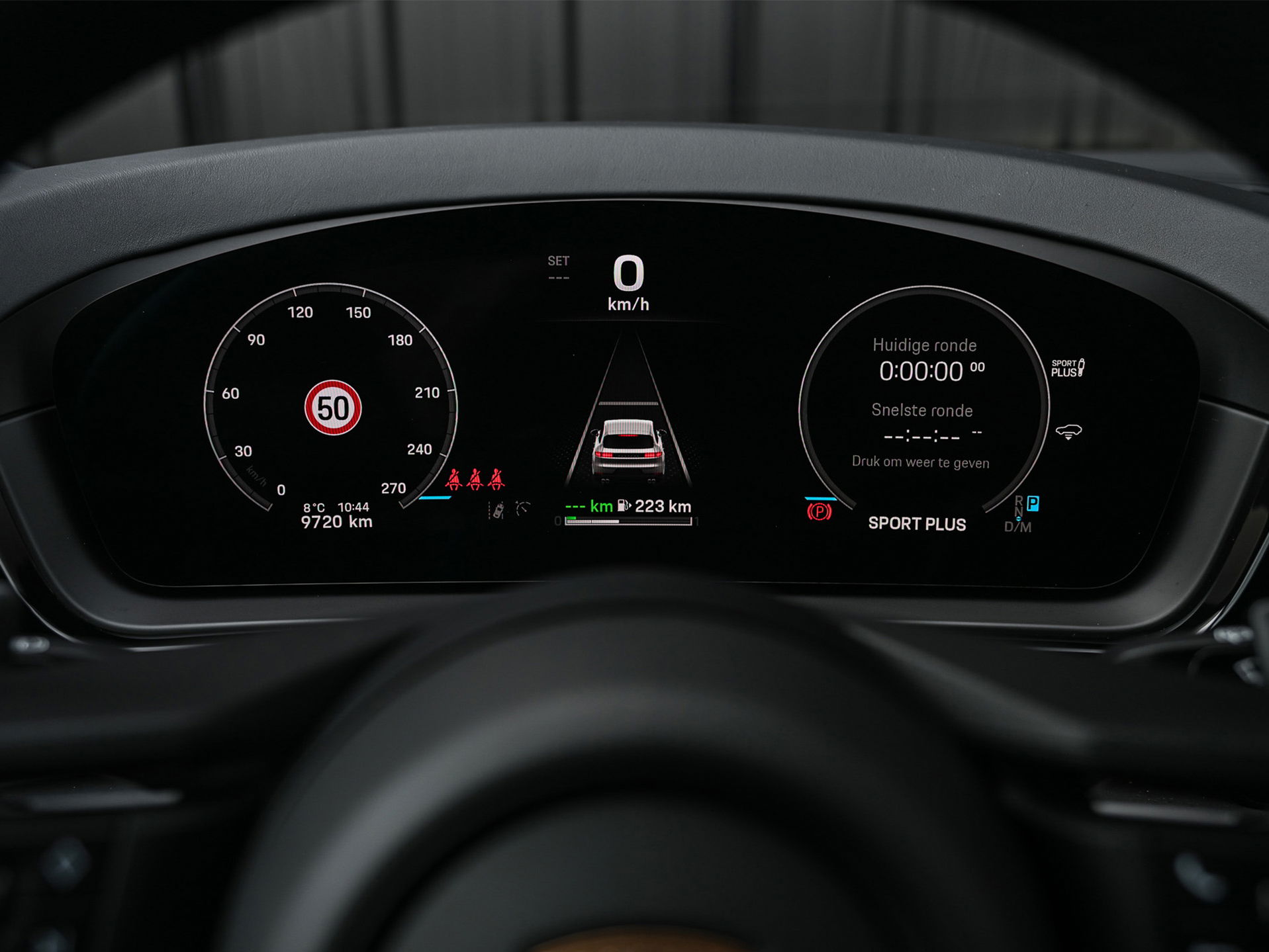 Porsche Cayenne - 48