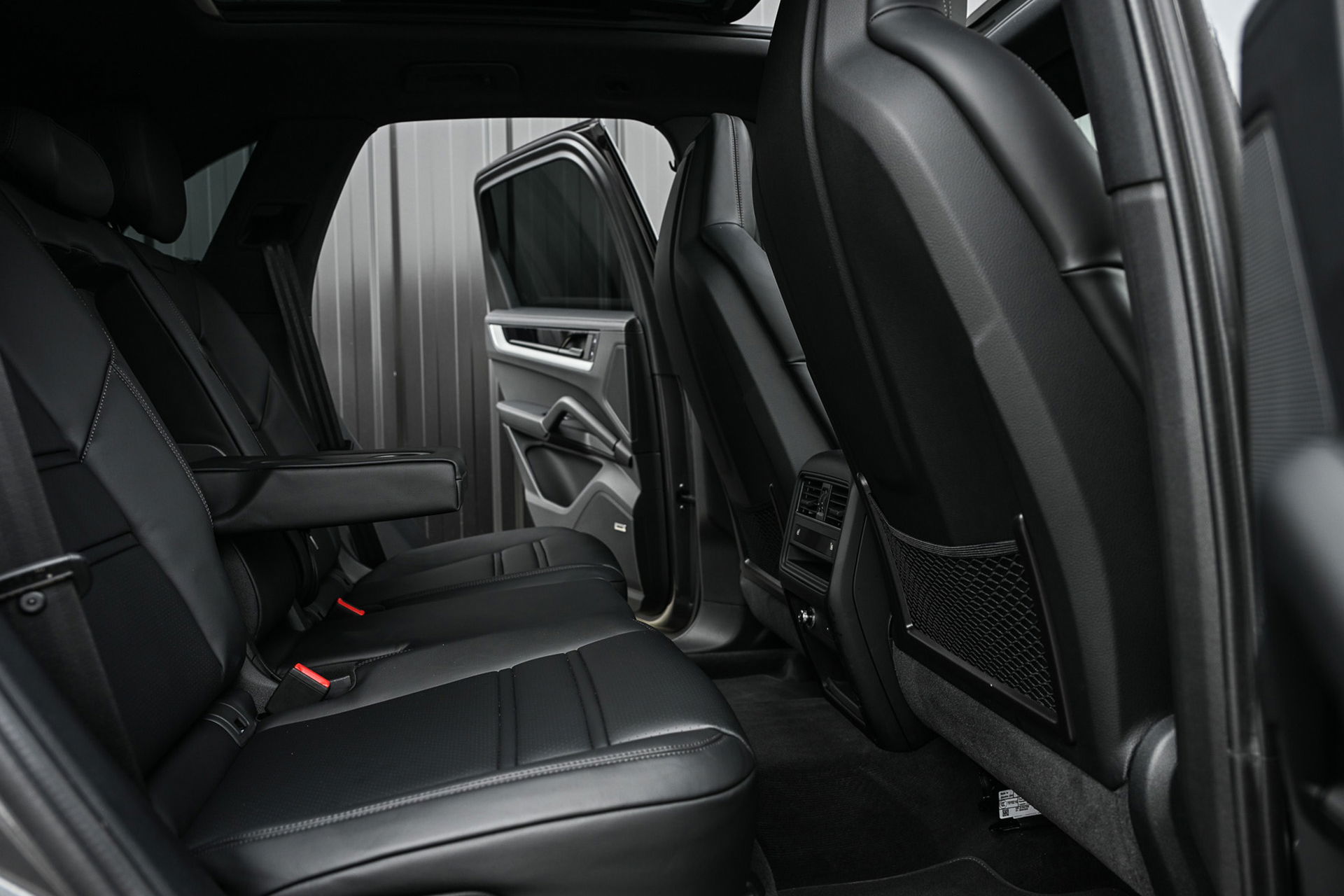 Porsche Cayenne - 55