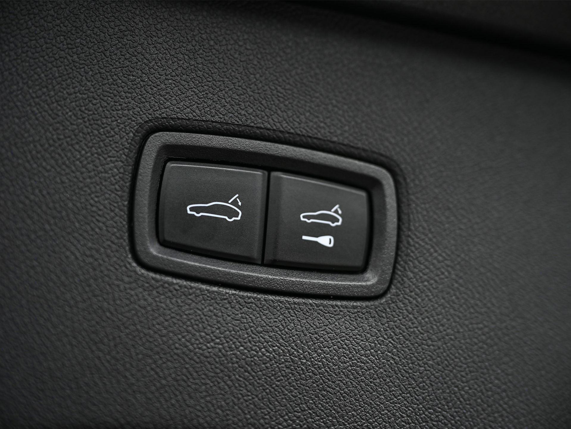 Porsche Cayenne - 60