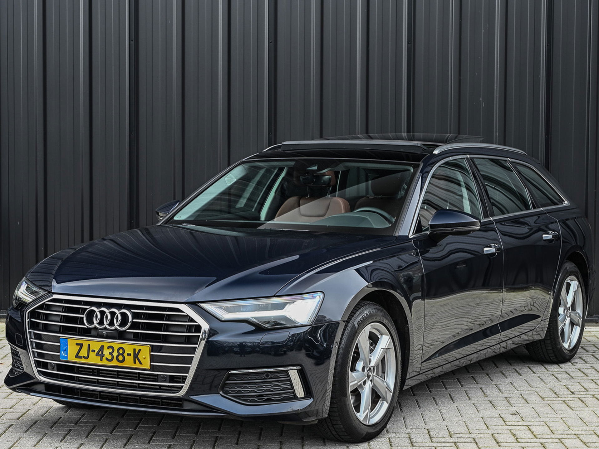 Audi A6 - 6
