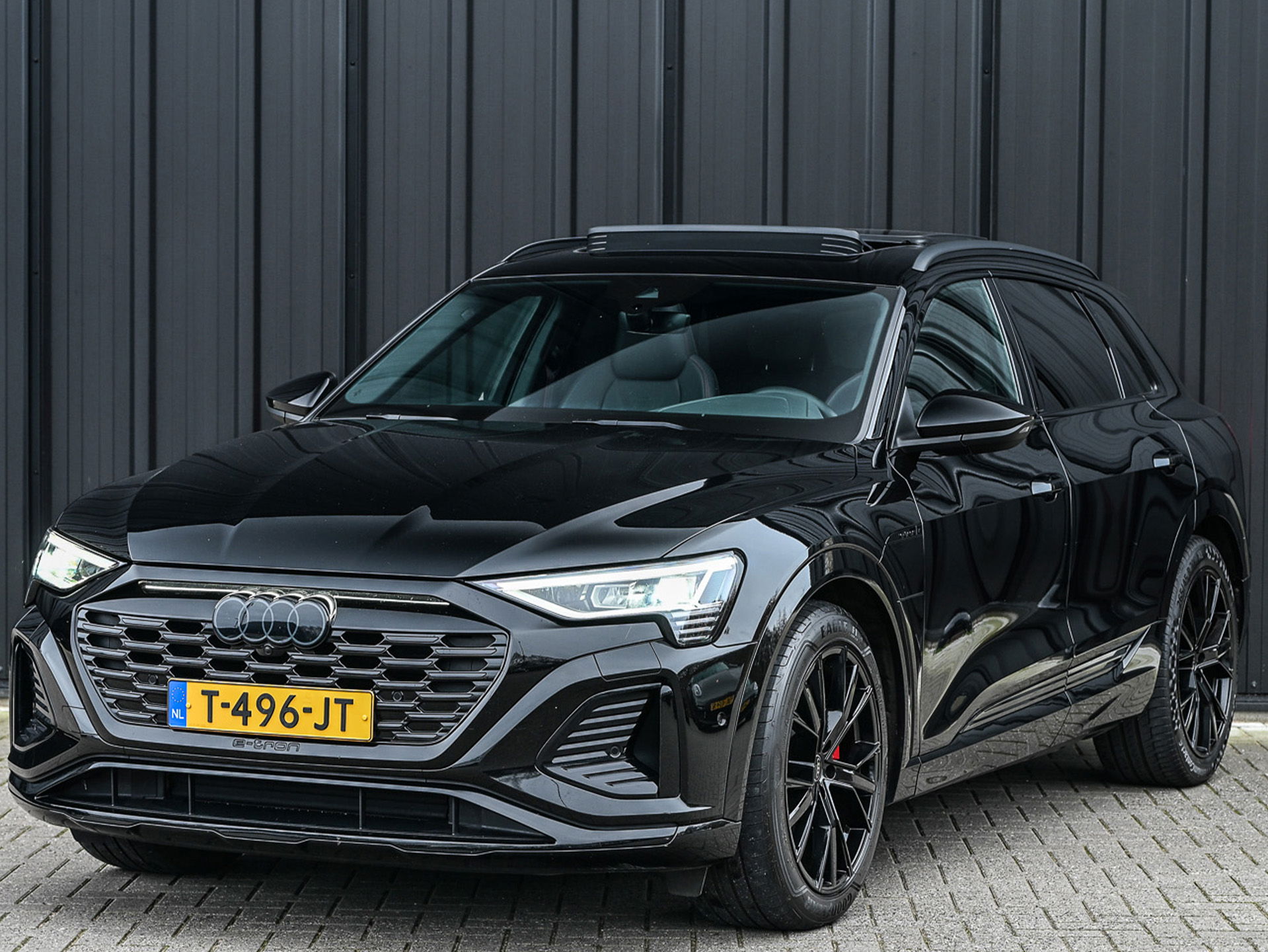 Audi Q8 e-tron - 6