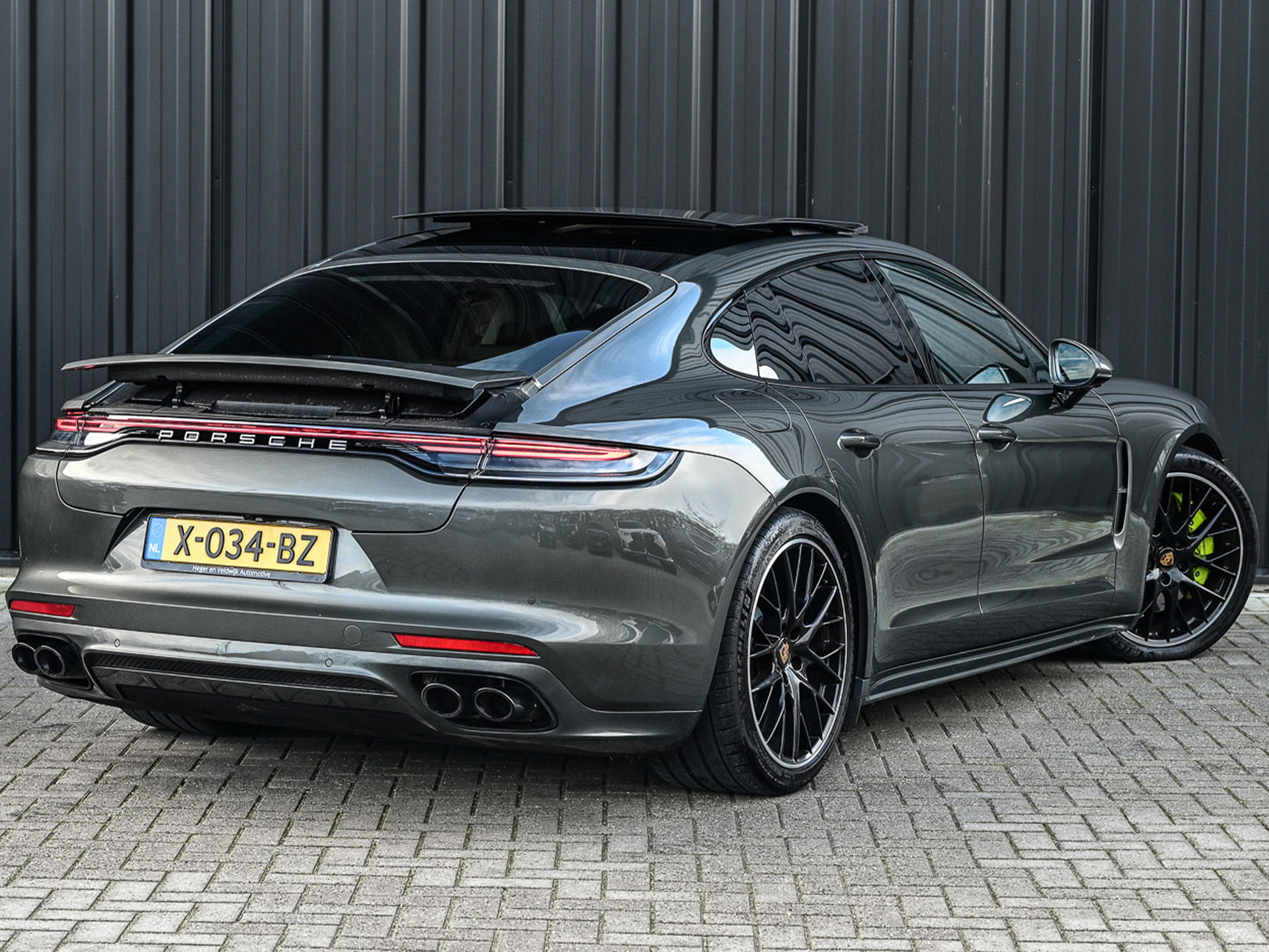 Porsche Panamera - 2