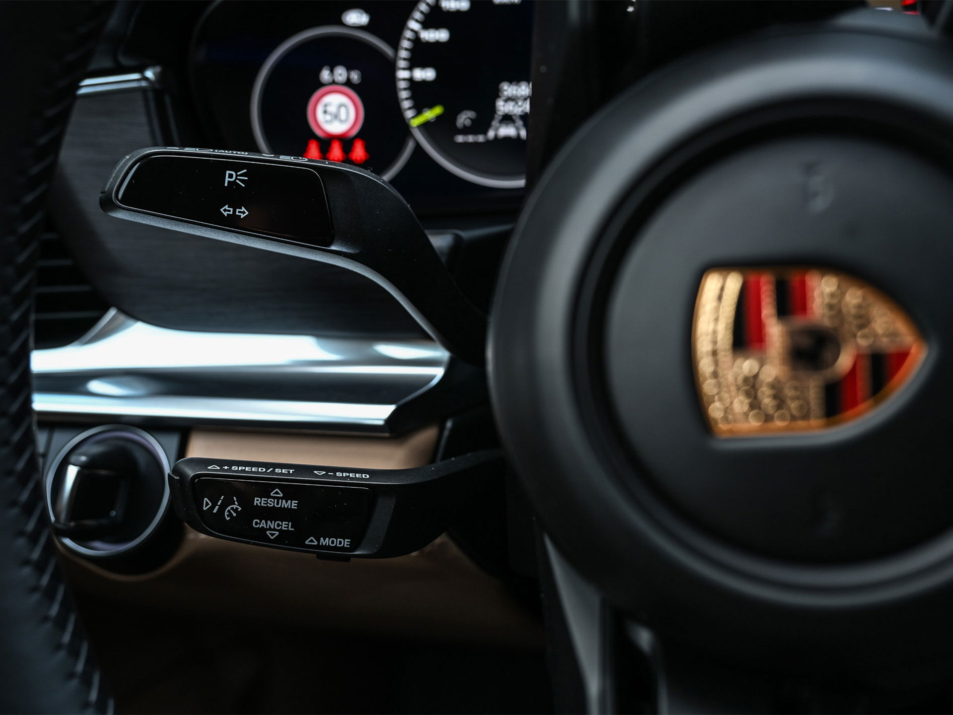 Porsche Panamera - 40