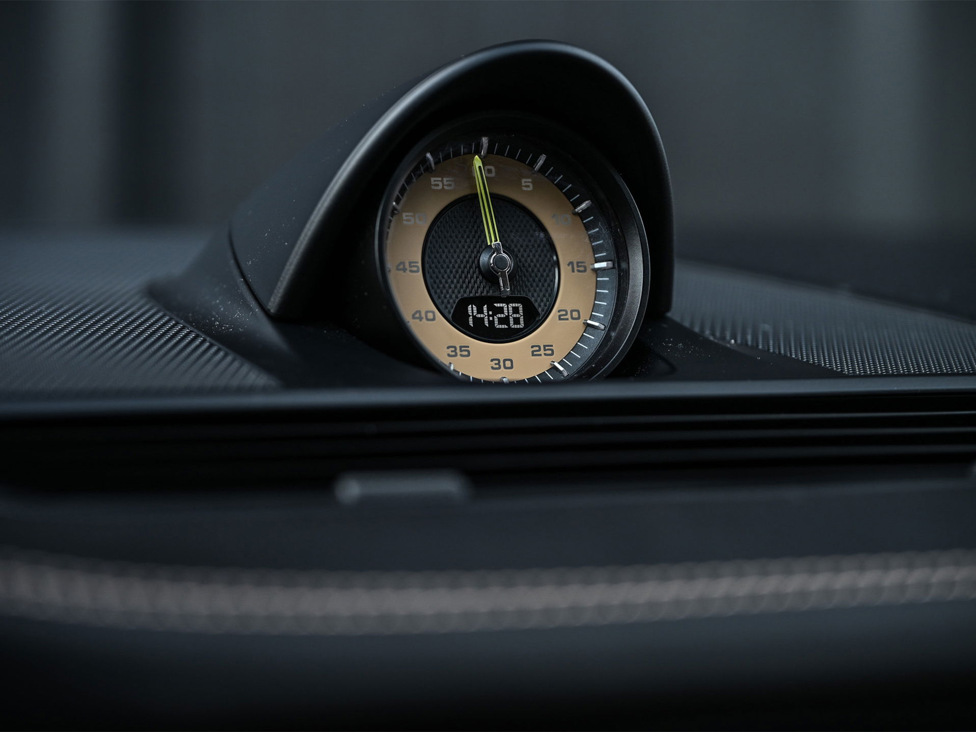 Porsche Panamera - 44