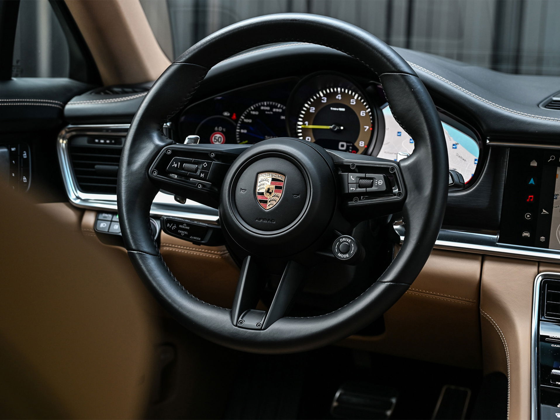 Porsche Panamera - 47