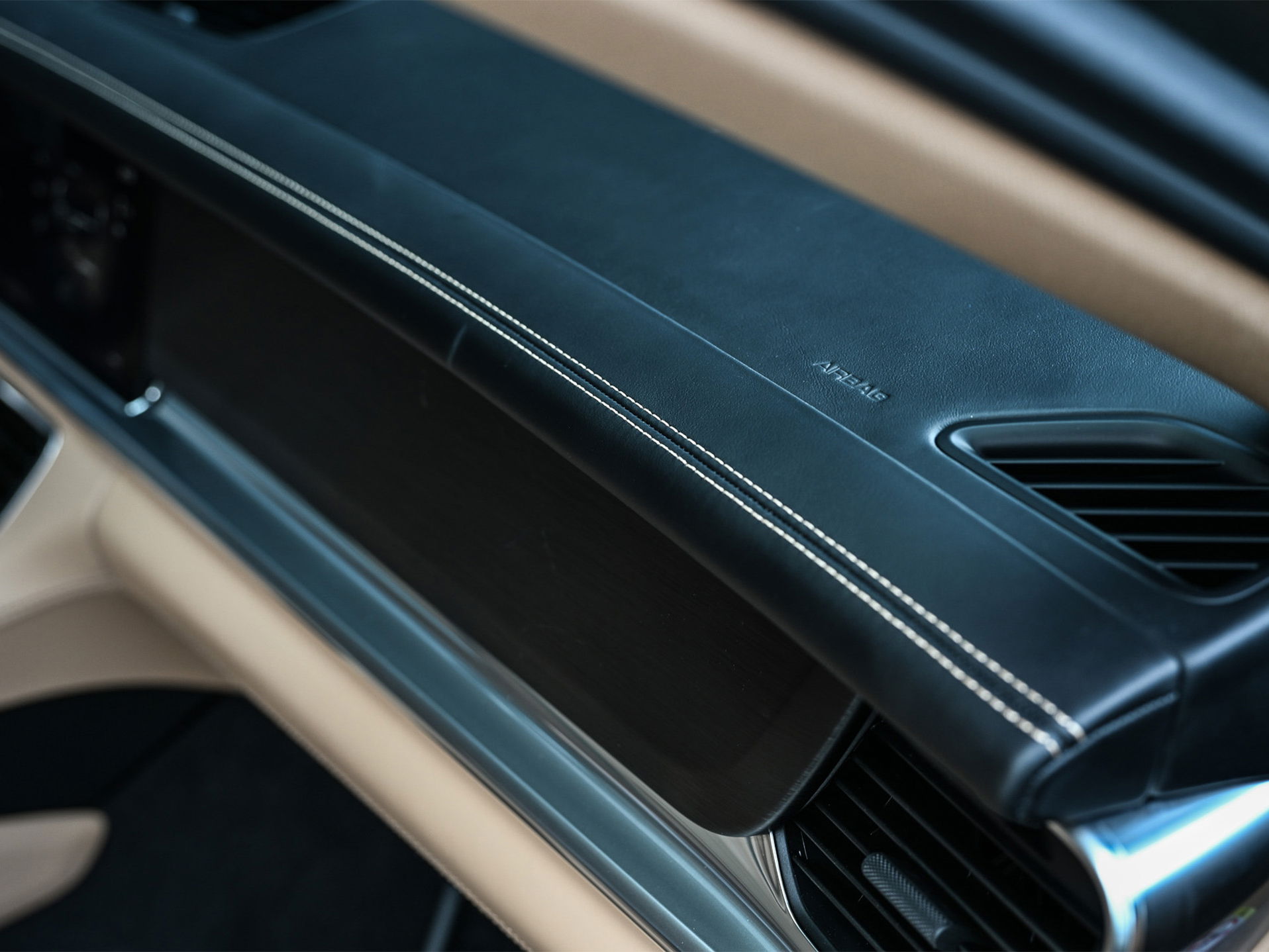 Porsche Panamera - 48