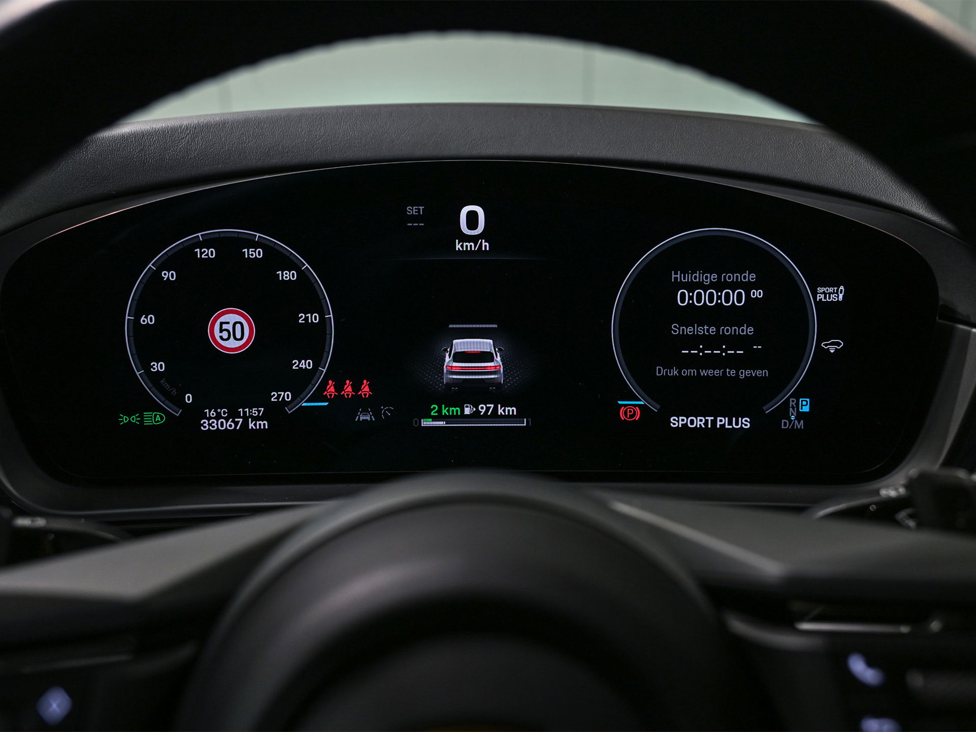 Porsche Cayenne - 32