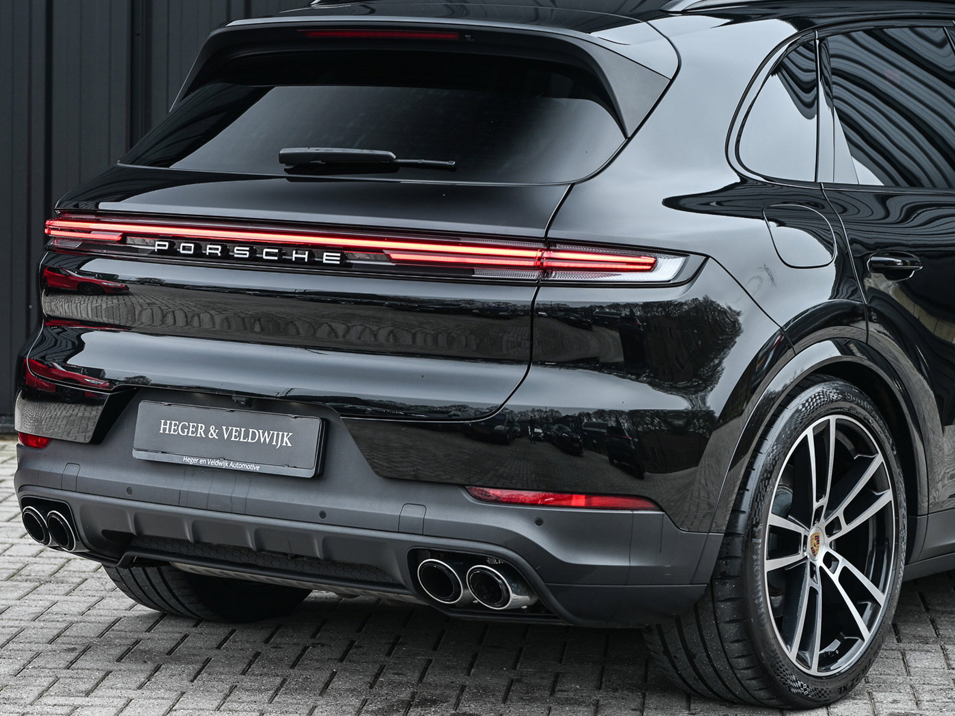 Porsche Cayenne - 31