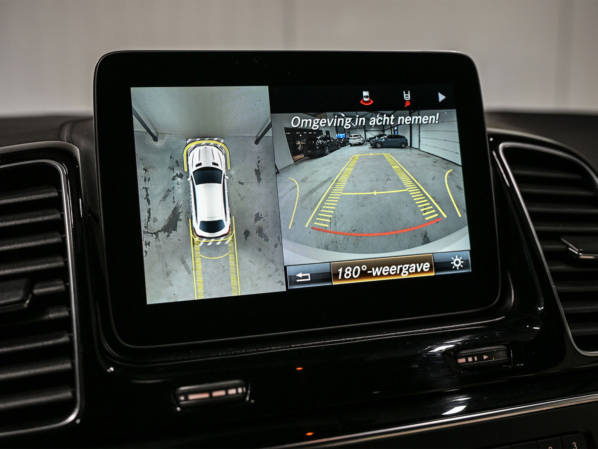 Mercedes-Benz GLE - 15