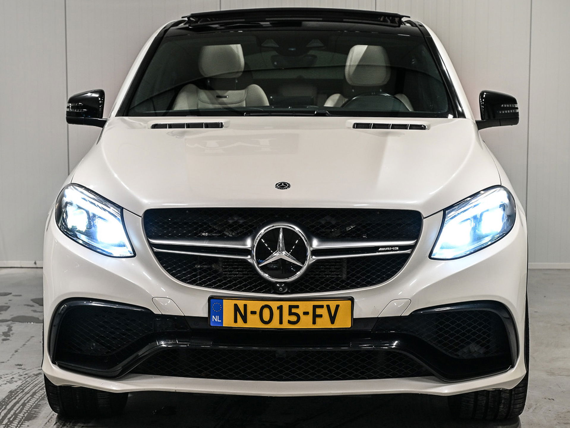 Mercedes-Benz GLE - 18