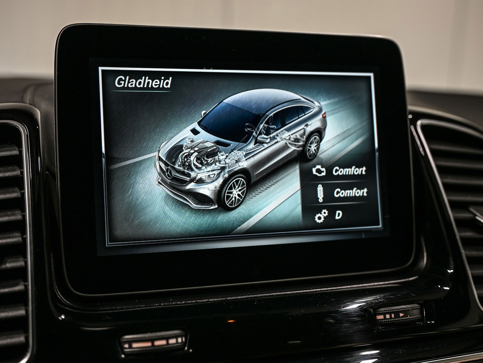 Mercedes-Benz GLE - 37