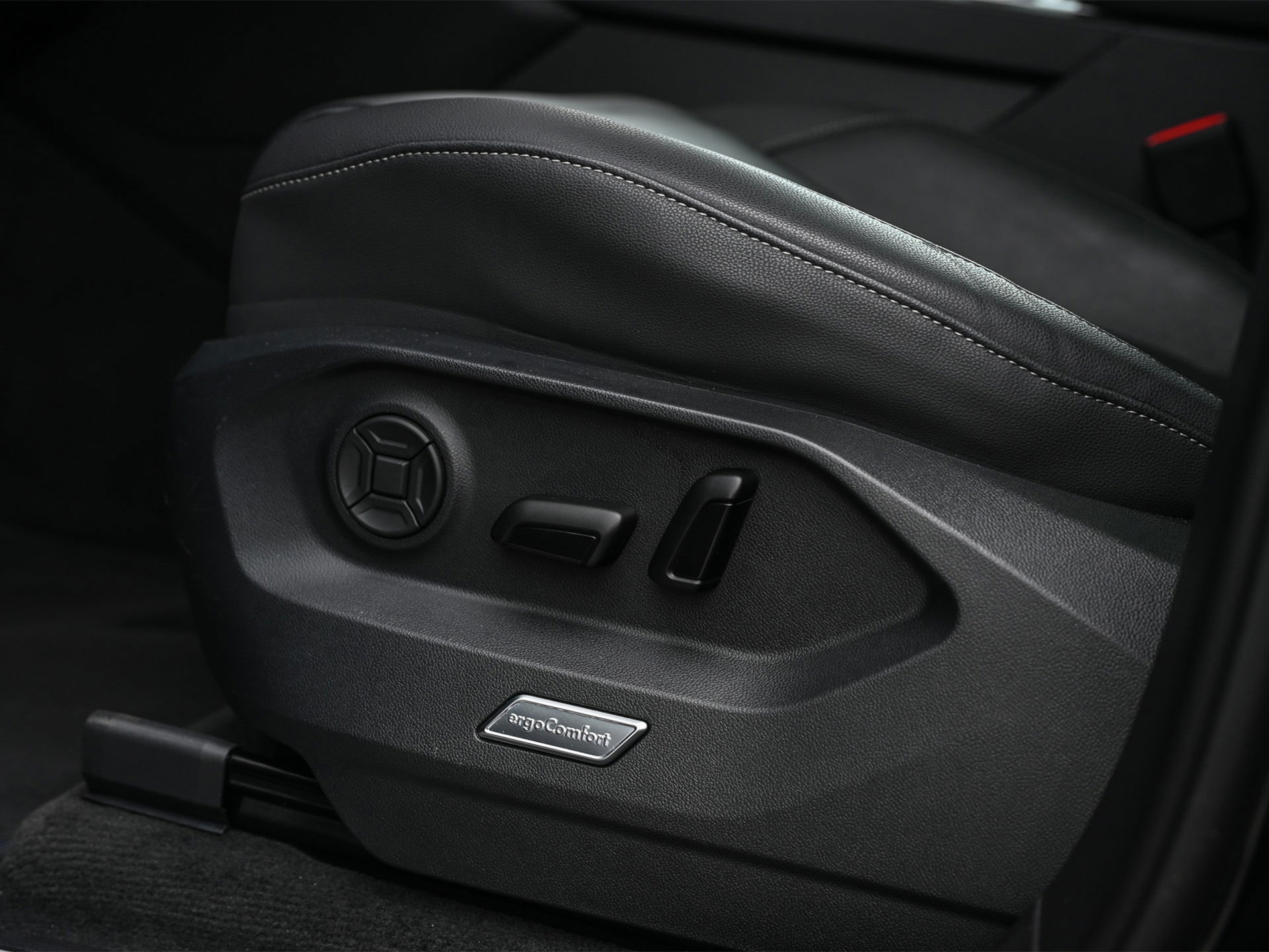 Volkswagen Touareg - 10