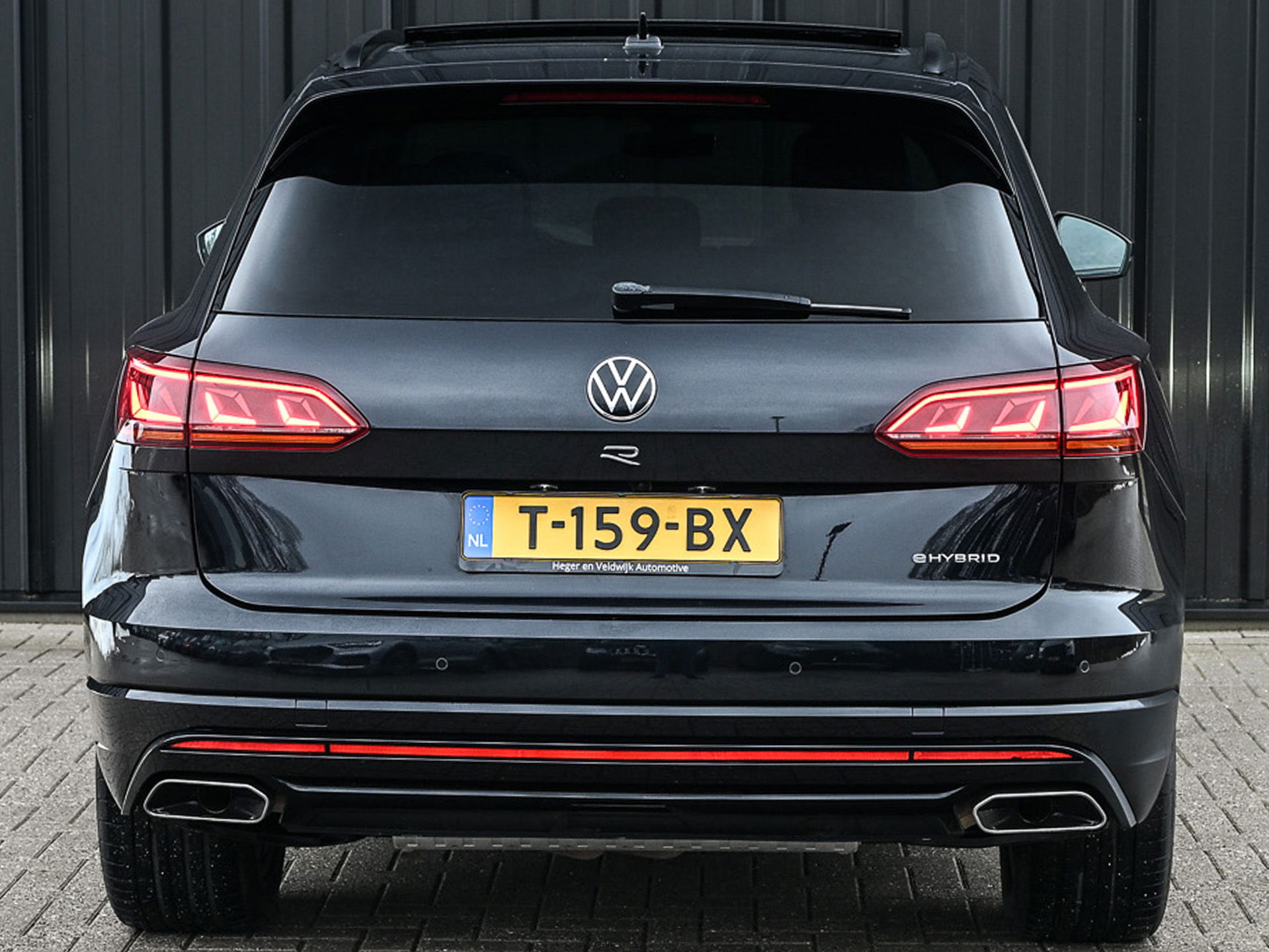 Volkswagen Touareg - 21