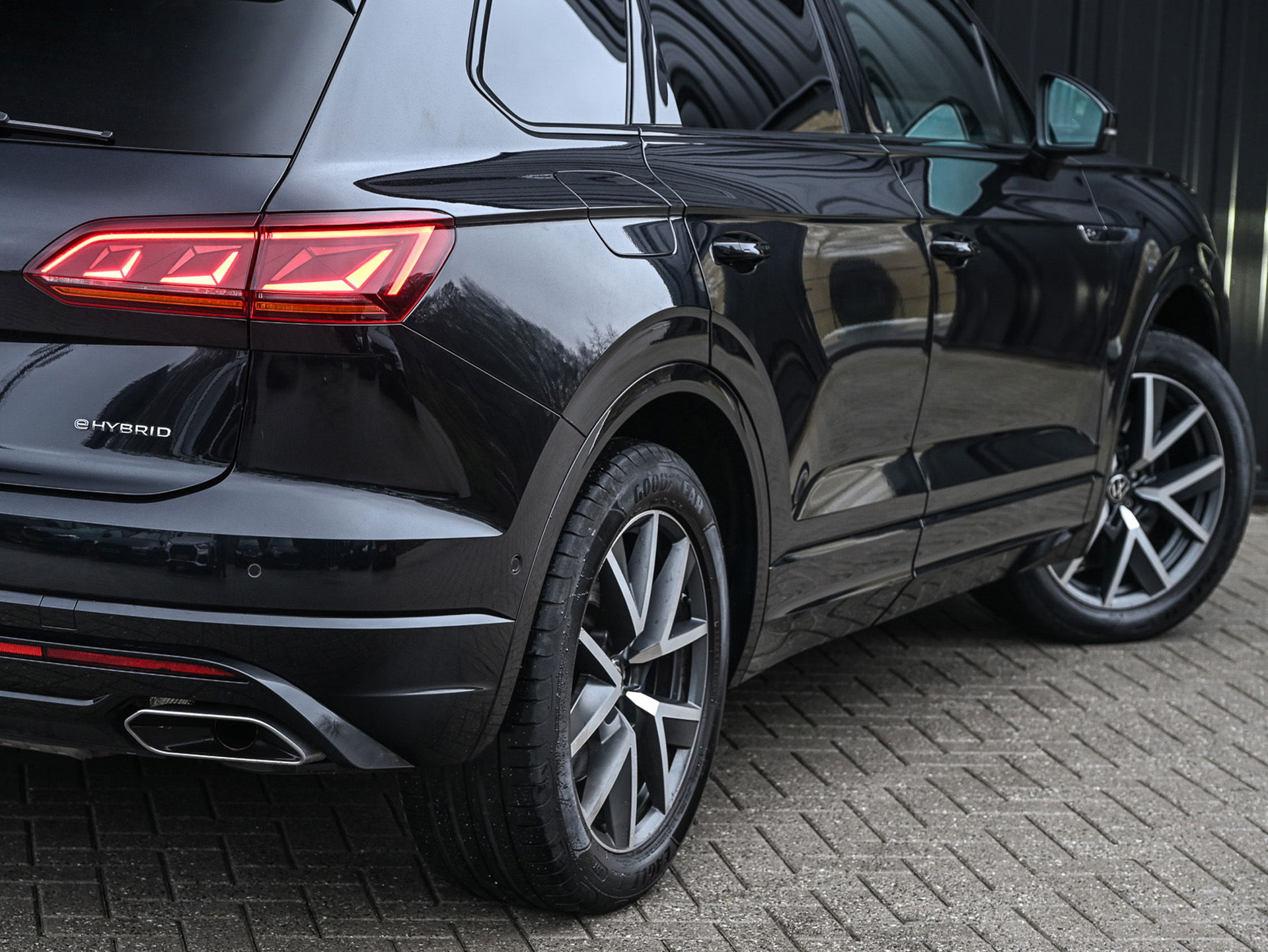 Volkswagen Touareg - 49