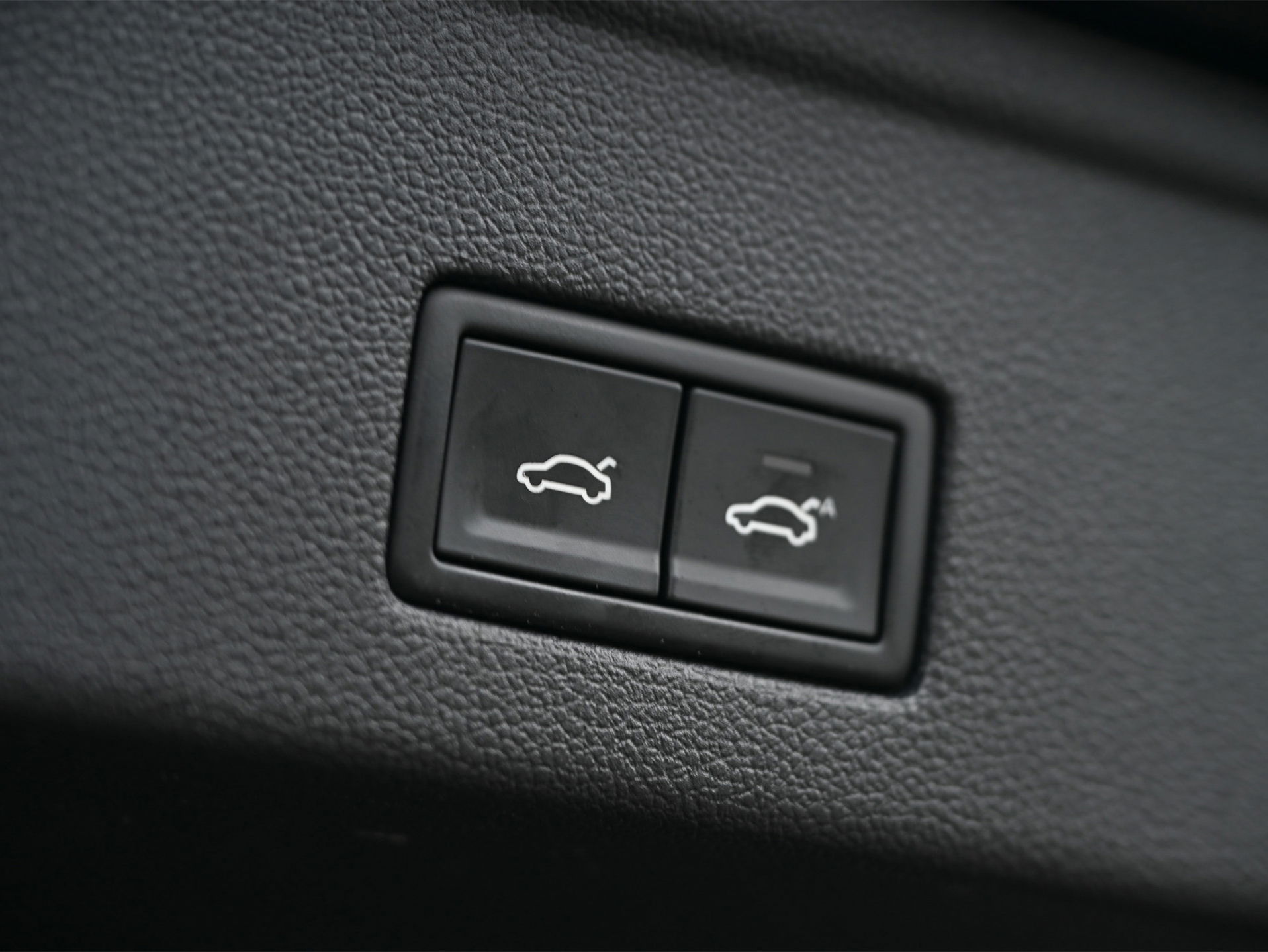 Volkswagen Touareg - 51