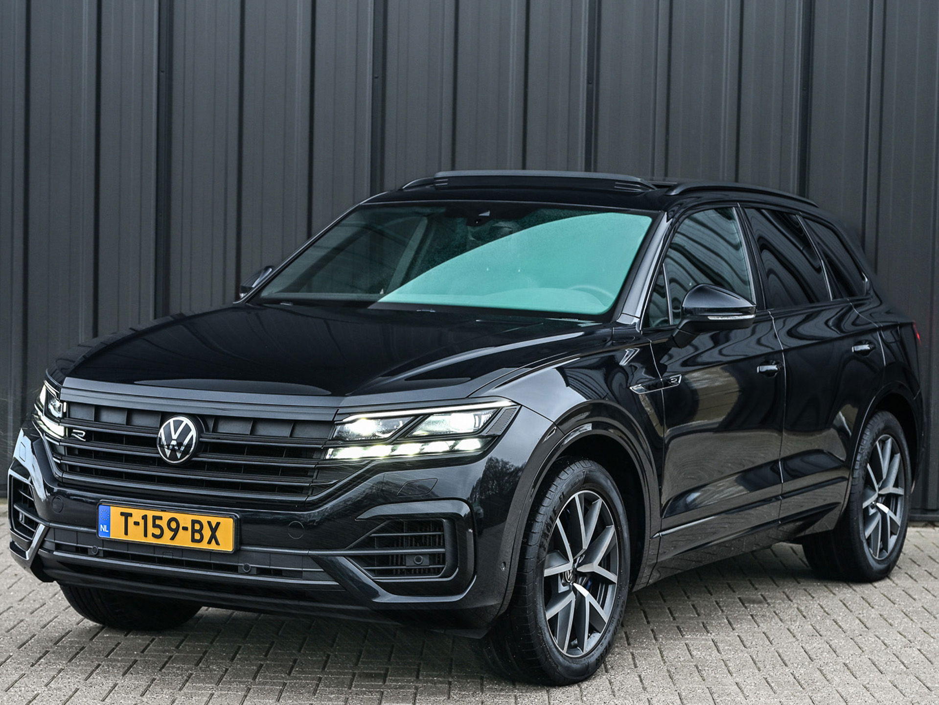 Volkswagen Touareg - 4