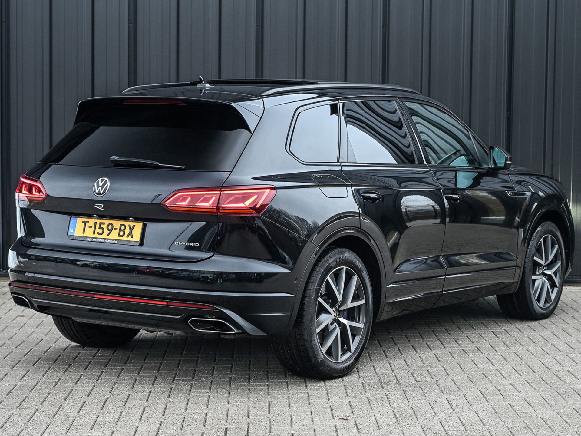 Volkswagen Touareg - 5