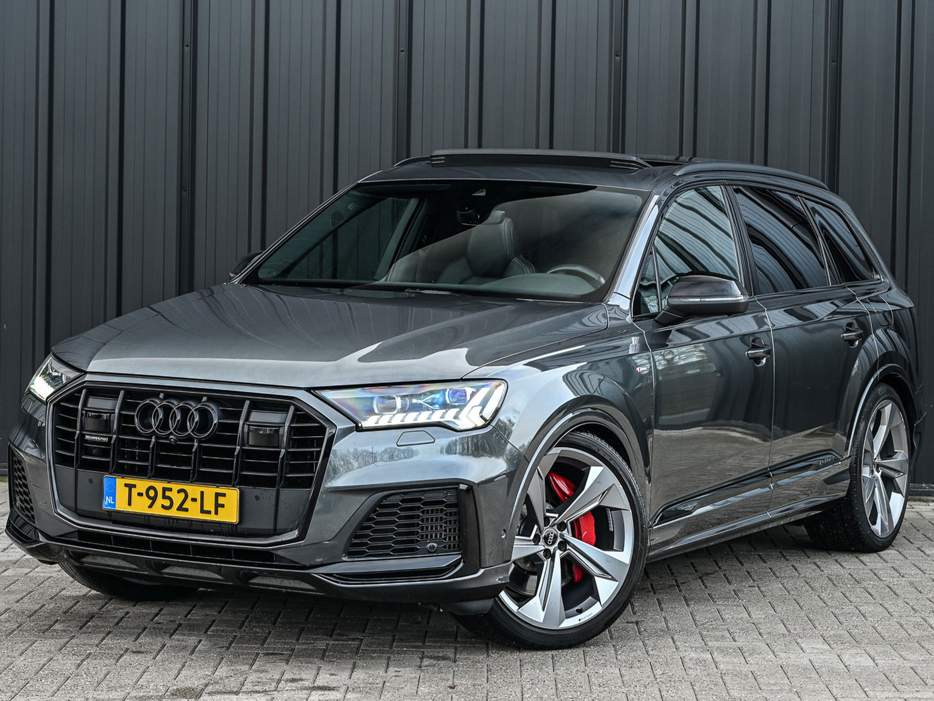 Audi Q7 - 0