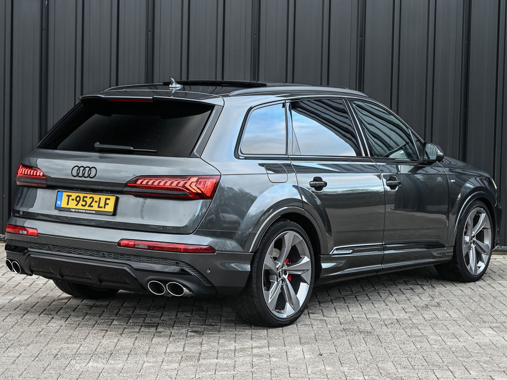 Audi Q7 - 7