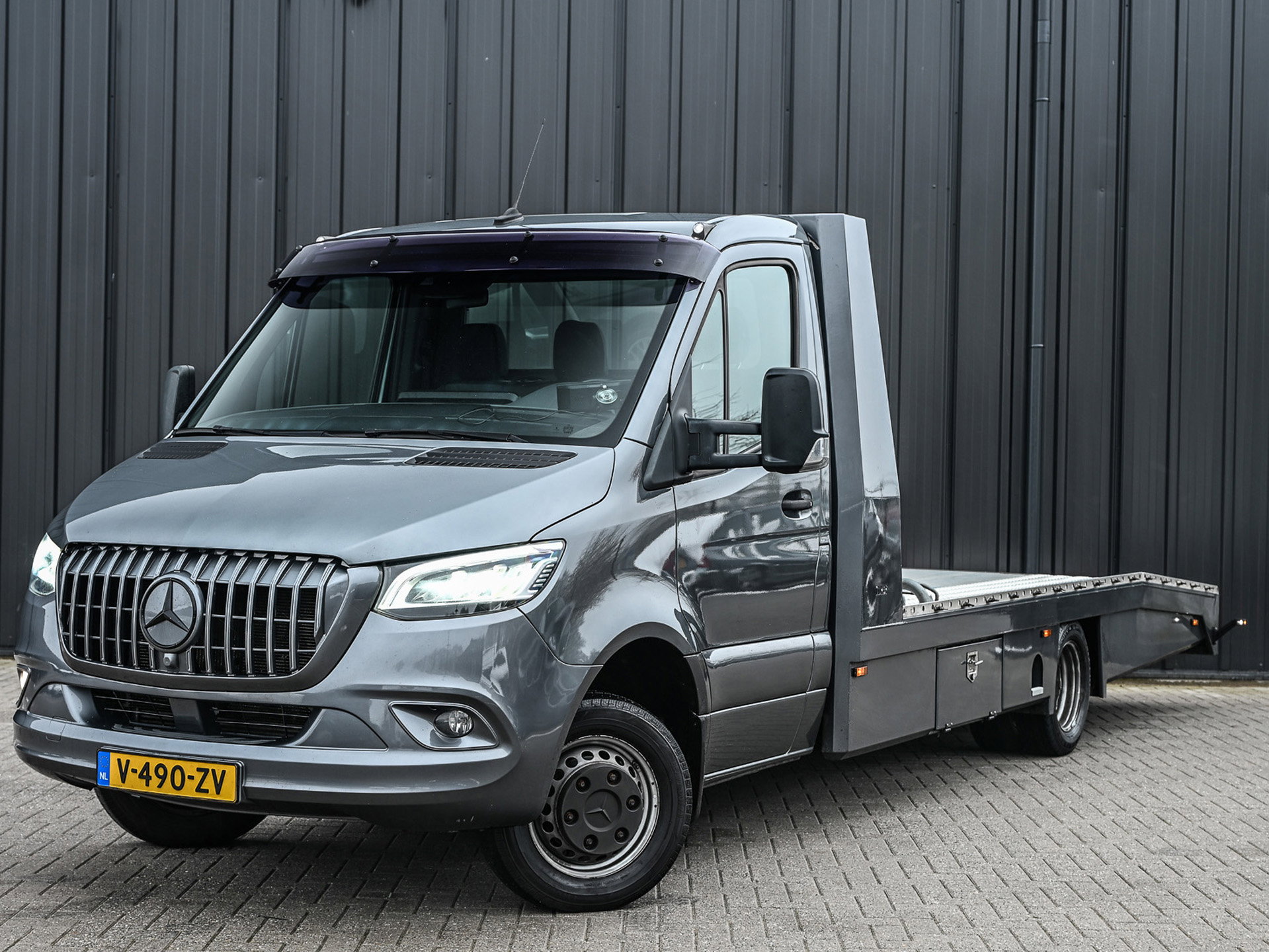 Mercedes-Benz Sprinter - 0