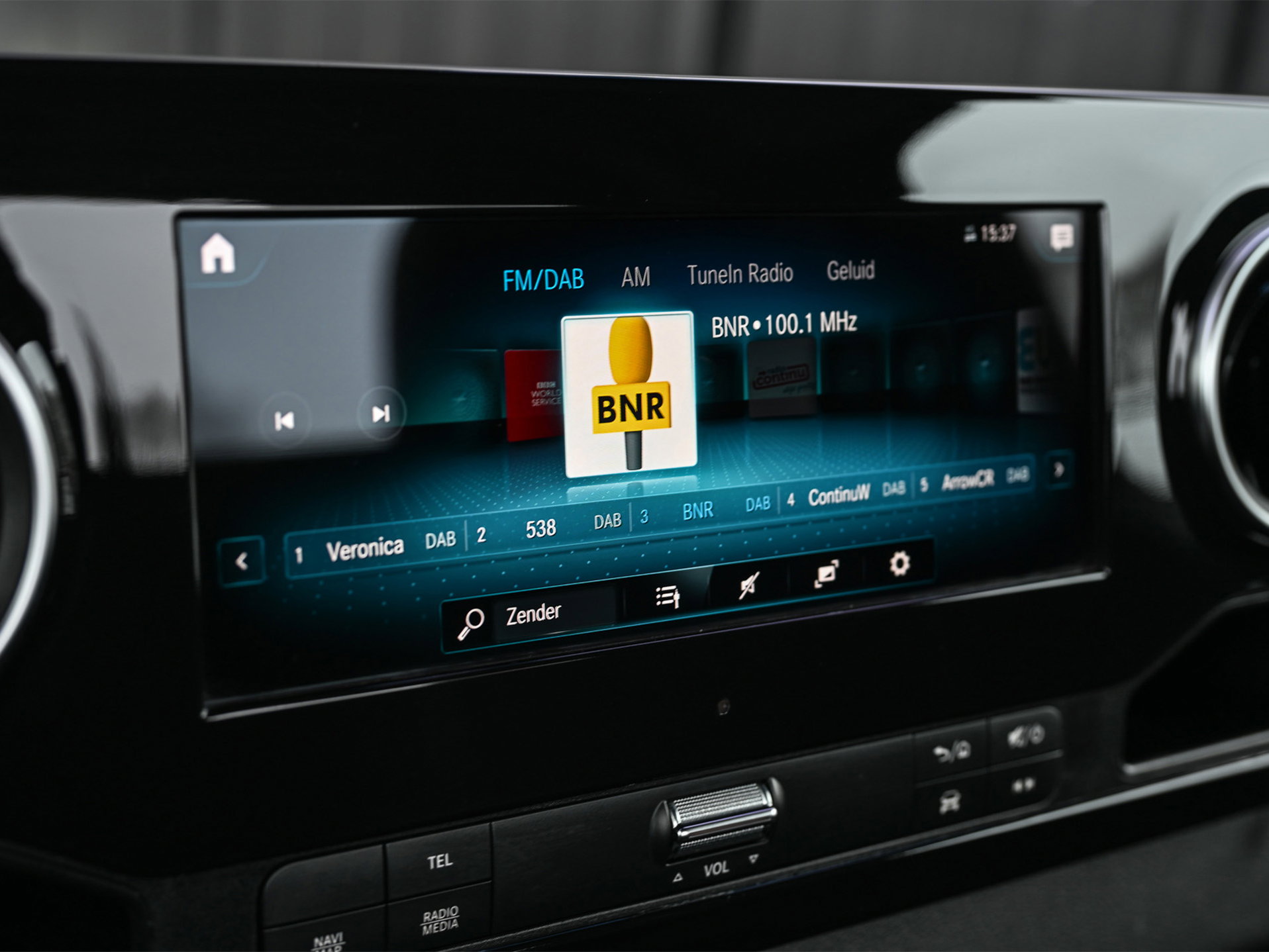 Mercedes-Benz Sprinter - 14