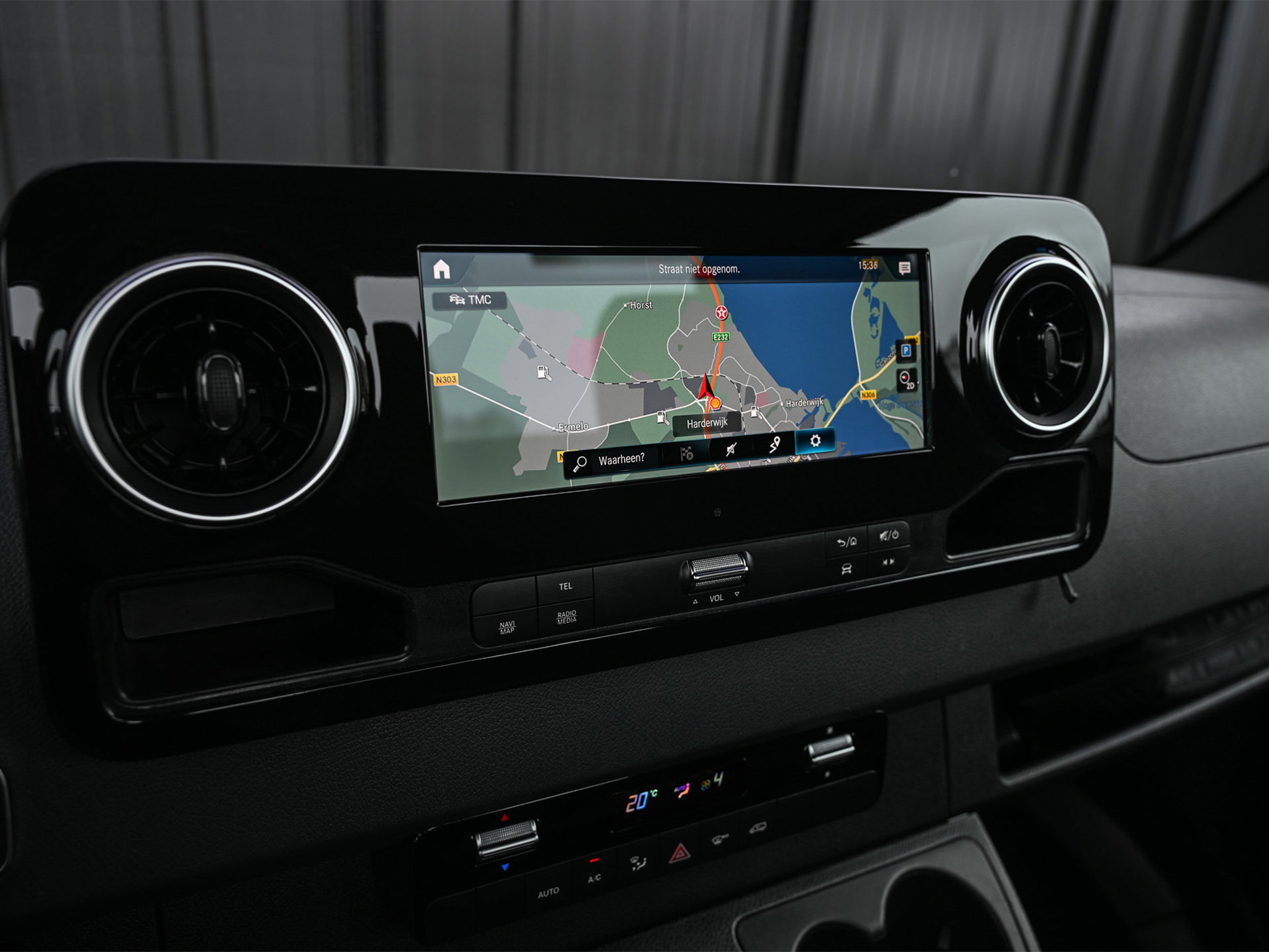 Mercedes-Benz Sprinter - 23