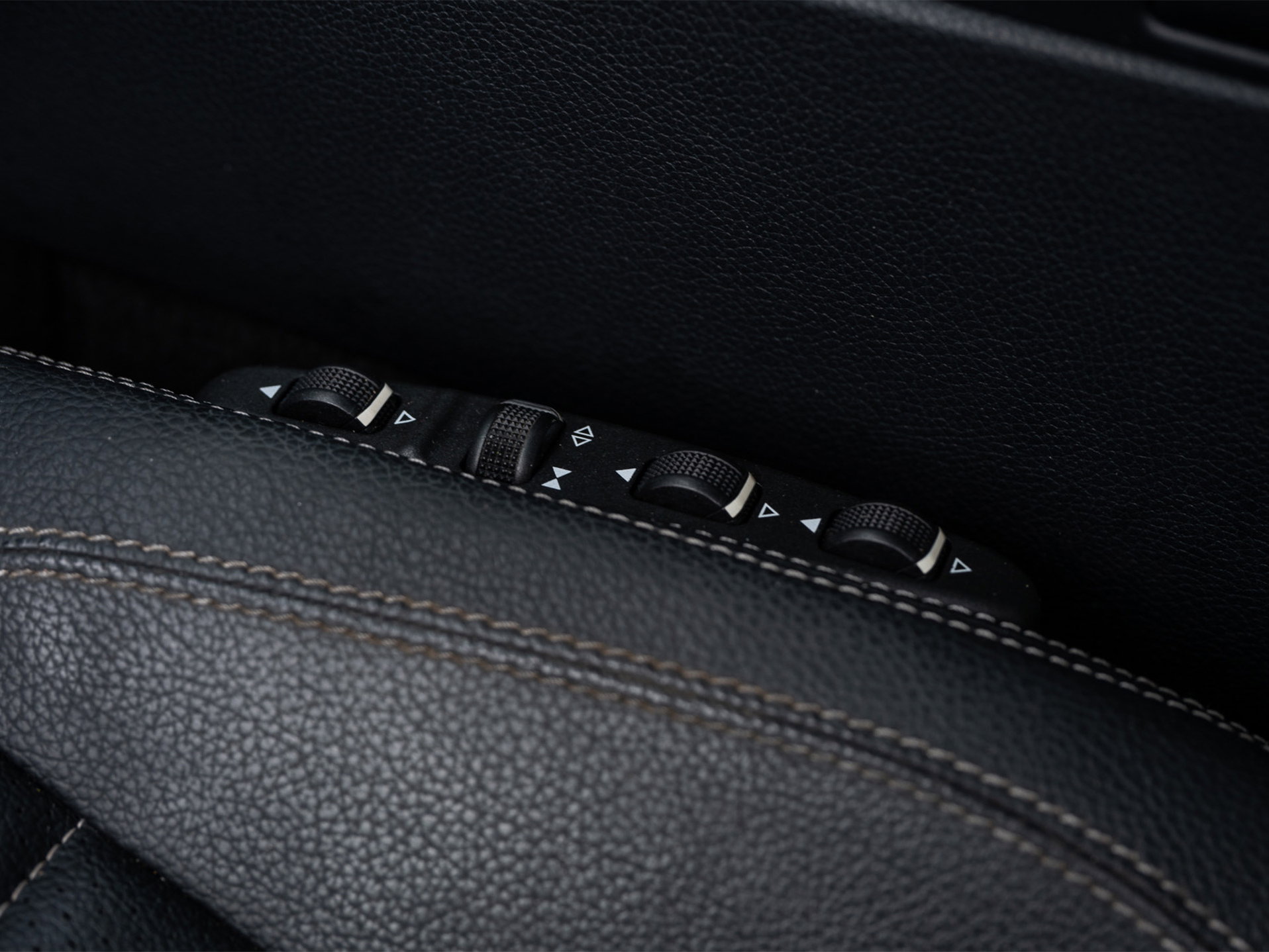 Mercedes-Benz E-Klasse - 10