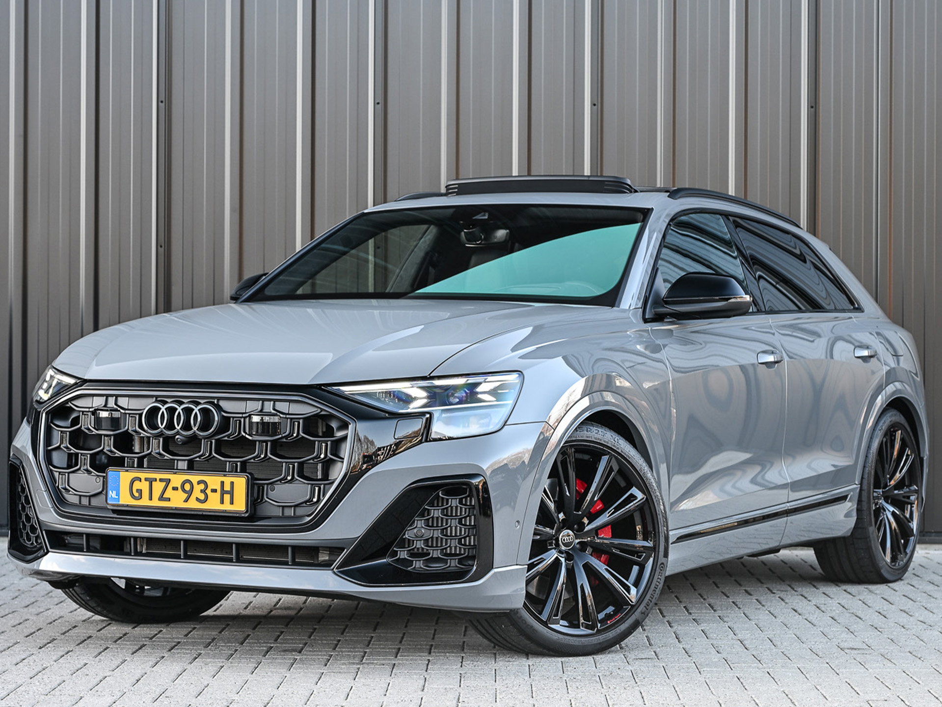Audi Q8 - 0