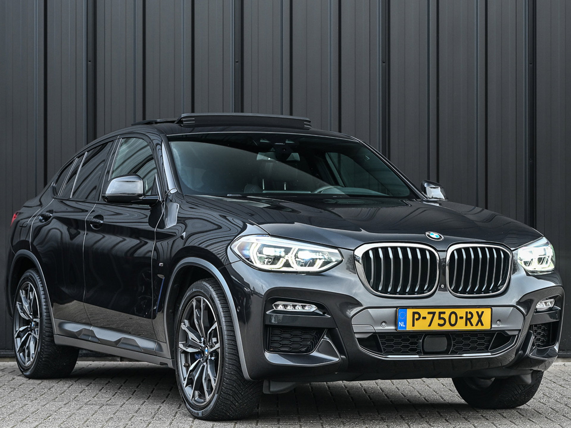 BMW X4 - 49