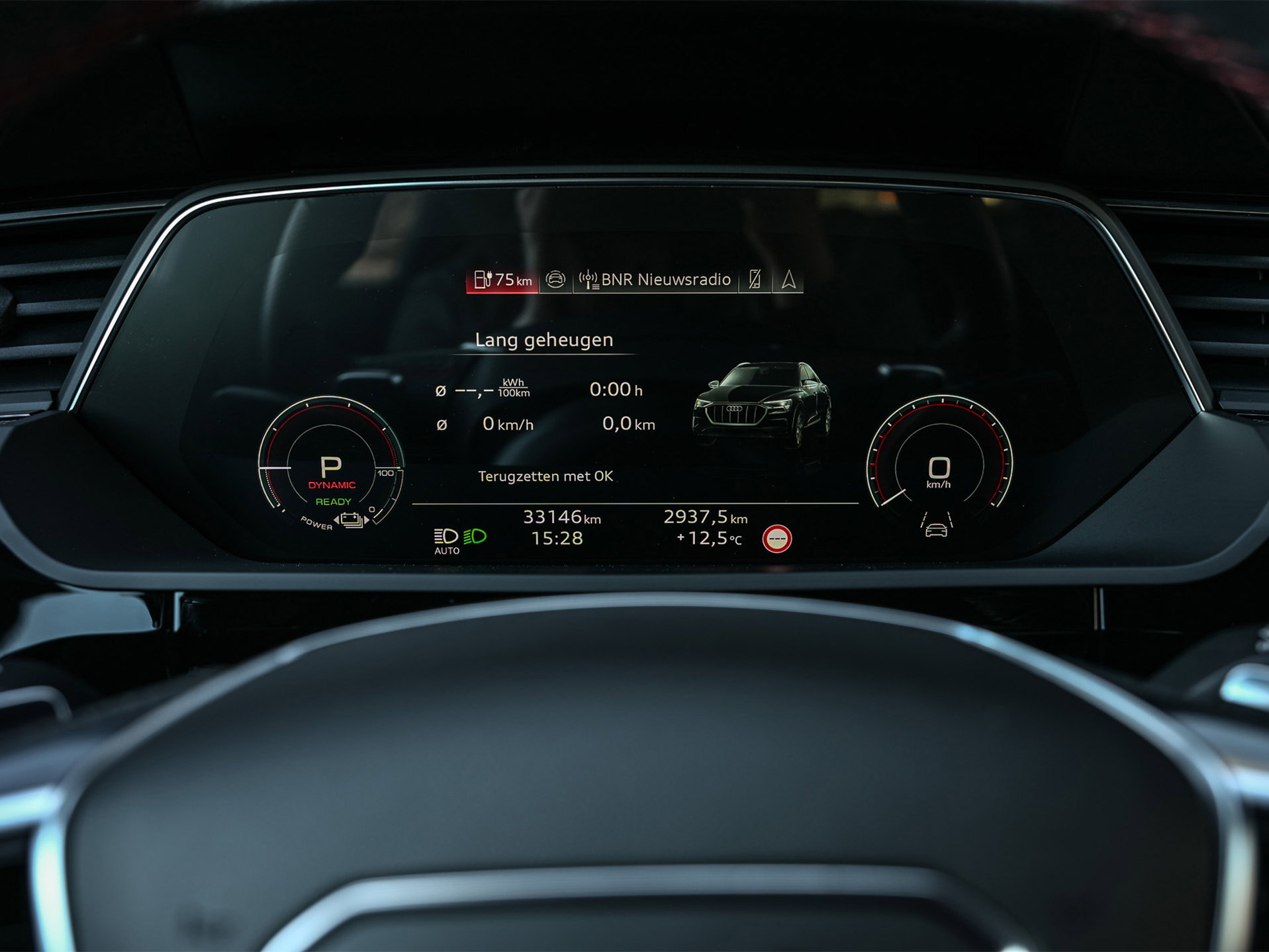 Audi Q8 Sportback e-tron - 4