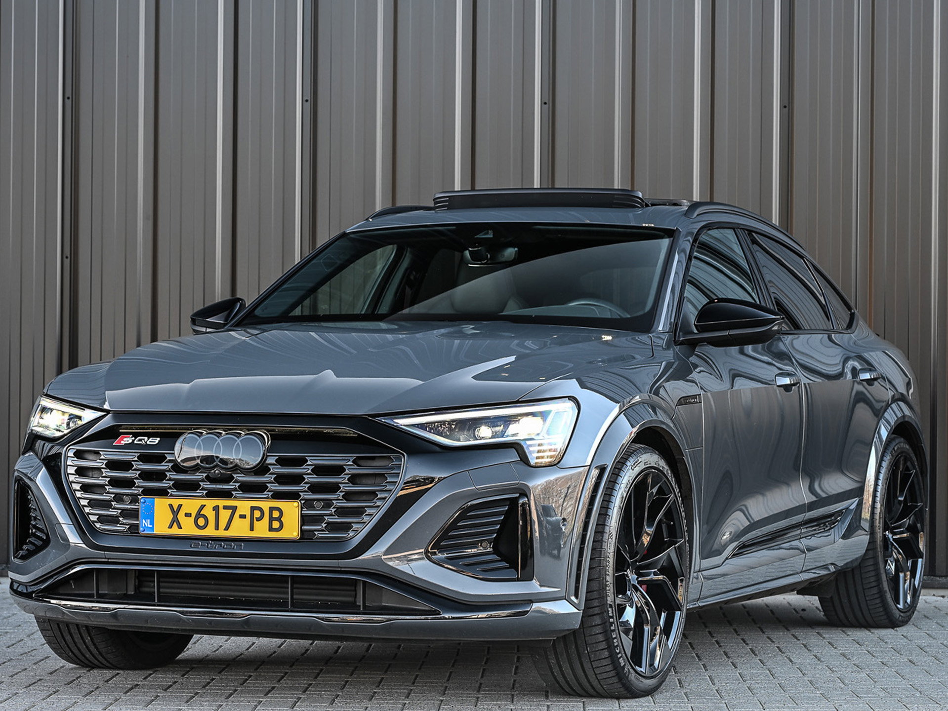 Audi Q8 Sportback e-tron - 6