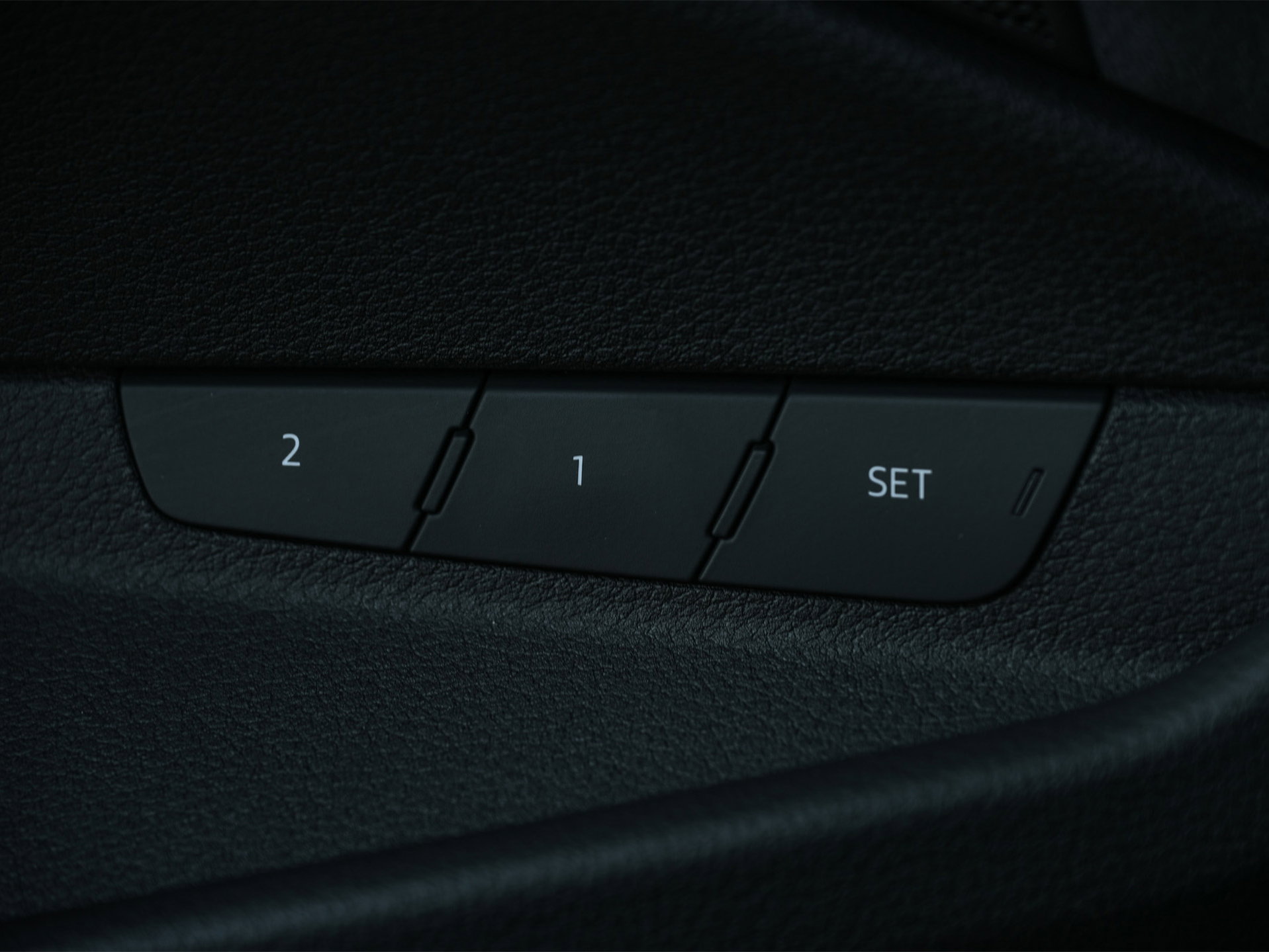 Audi SQ8 Sportback e-tron - 12