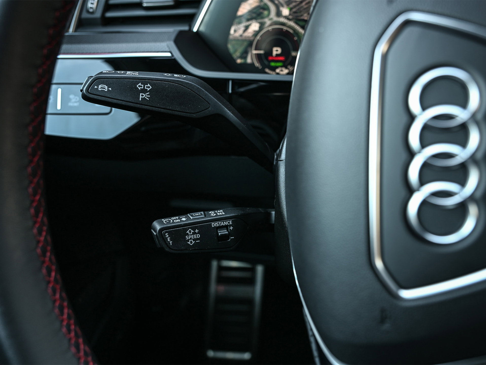 Audi SQ8 Sportback e-tron - 30