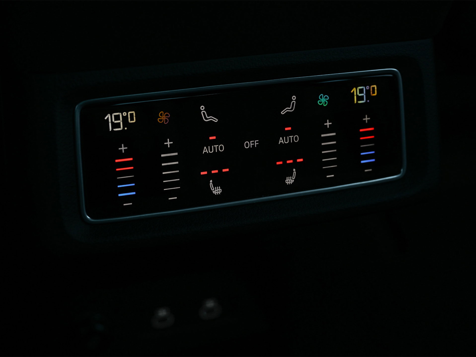 Audi SQ8 Sportback e-tron - 43