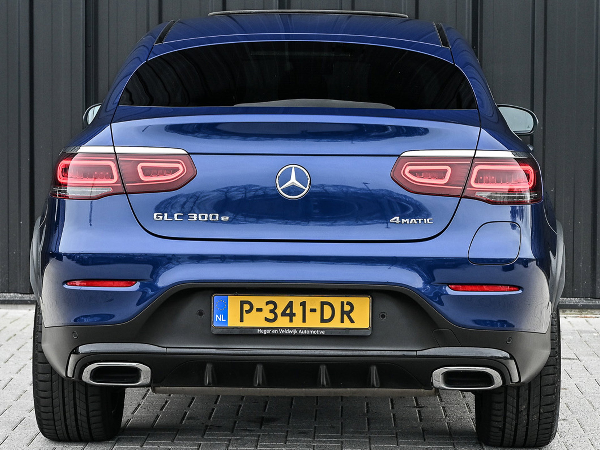 Mercedes-Benz GLC - 21