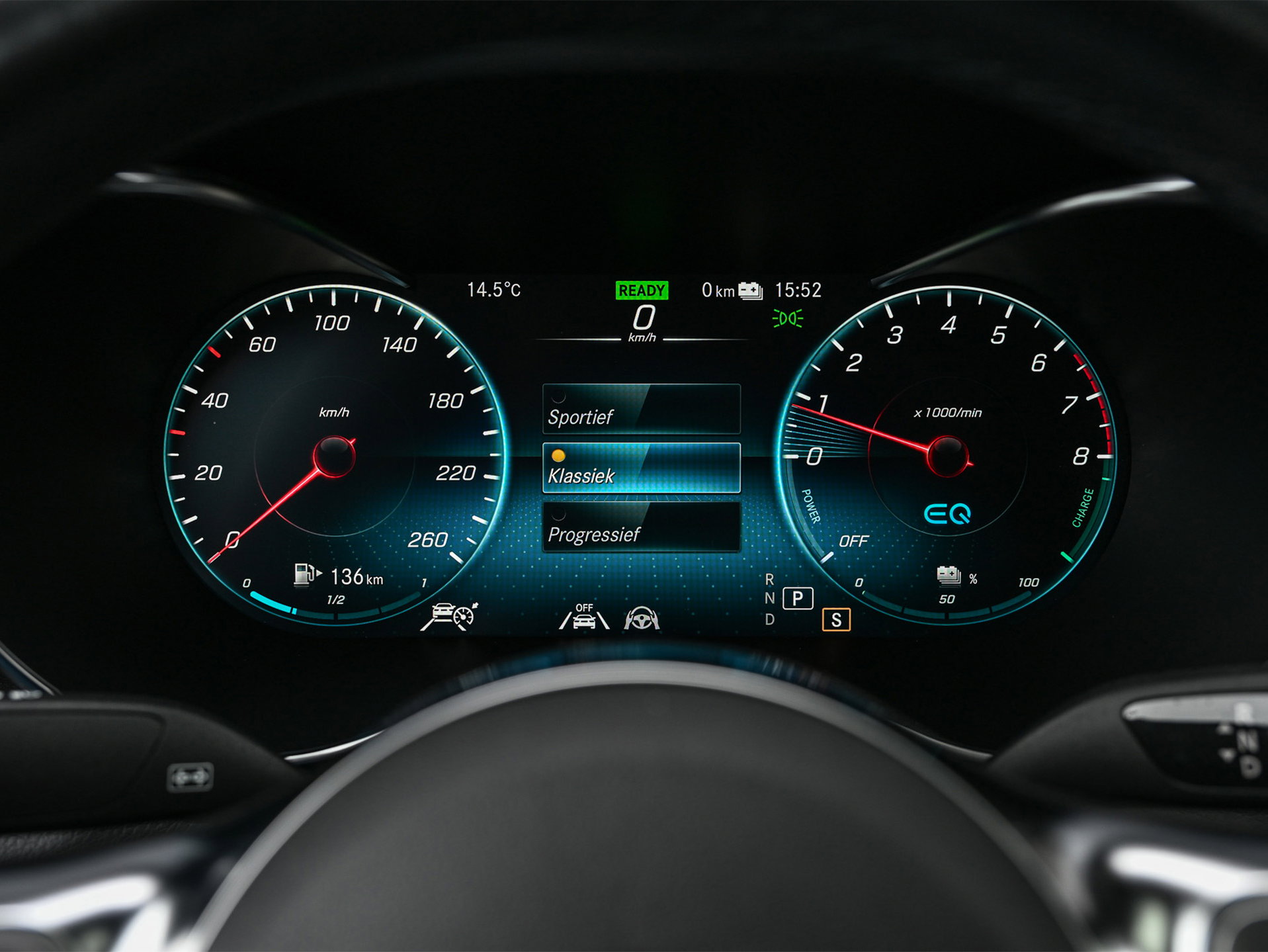 Mercedes-Benz GLC - 32