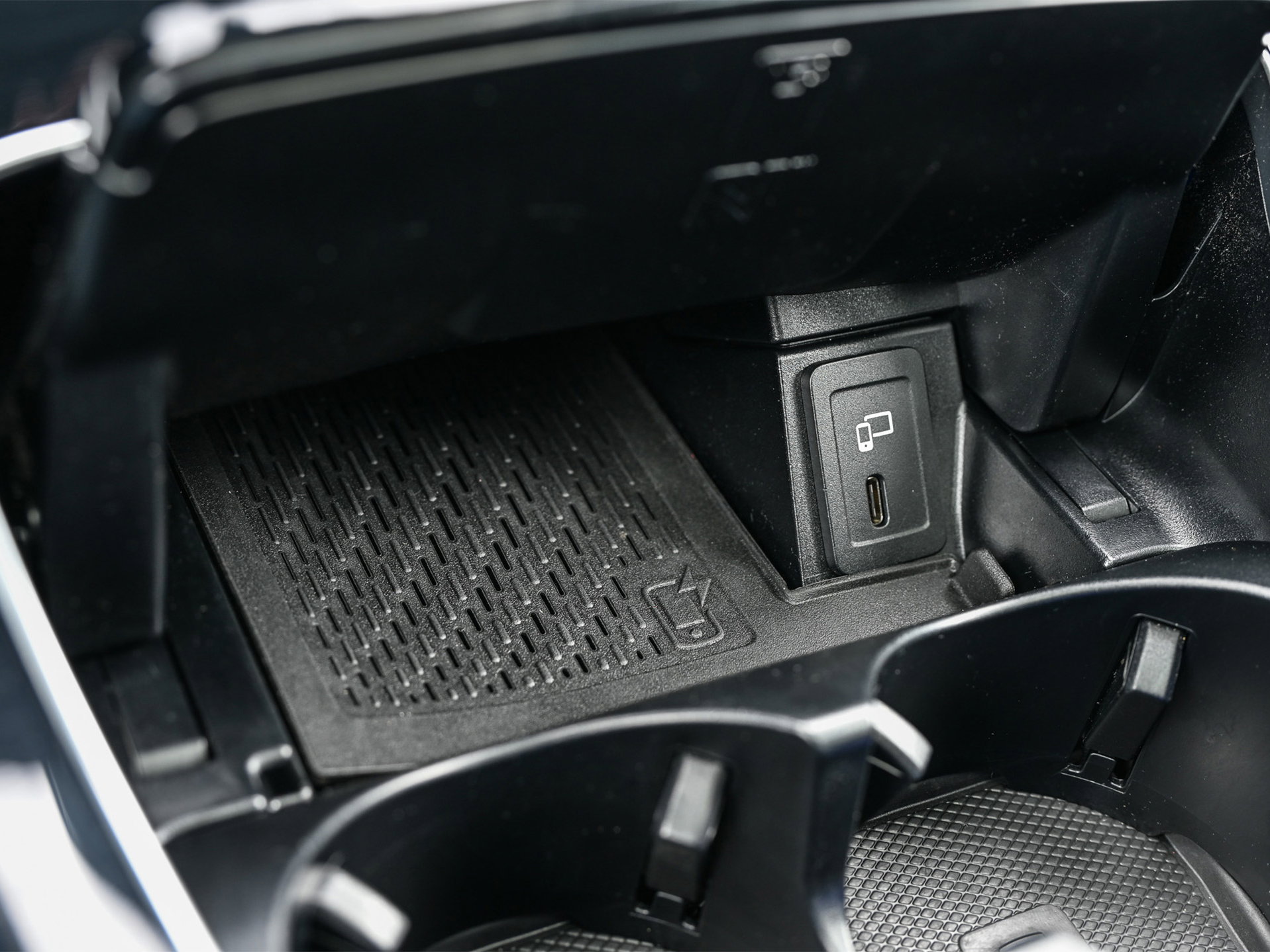 Mercedes-Benz GLC - 34