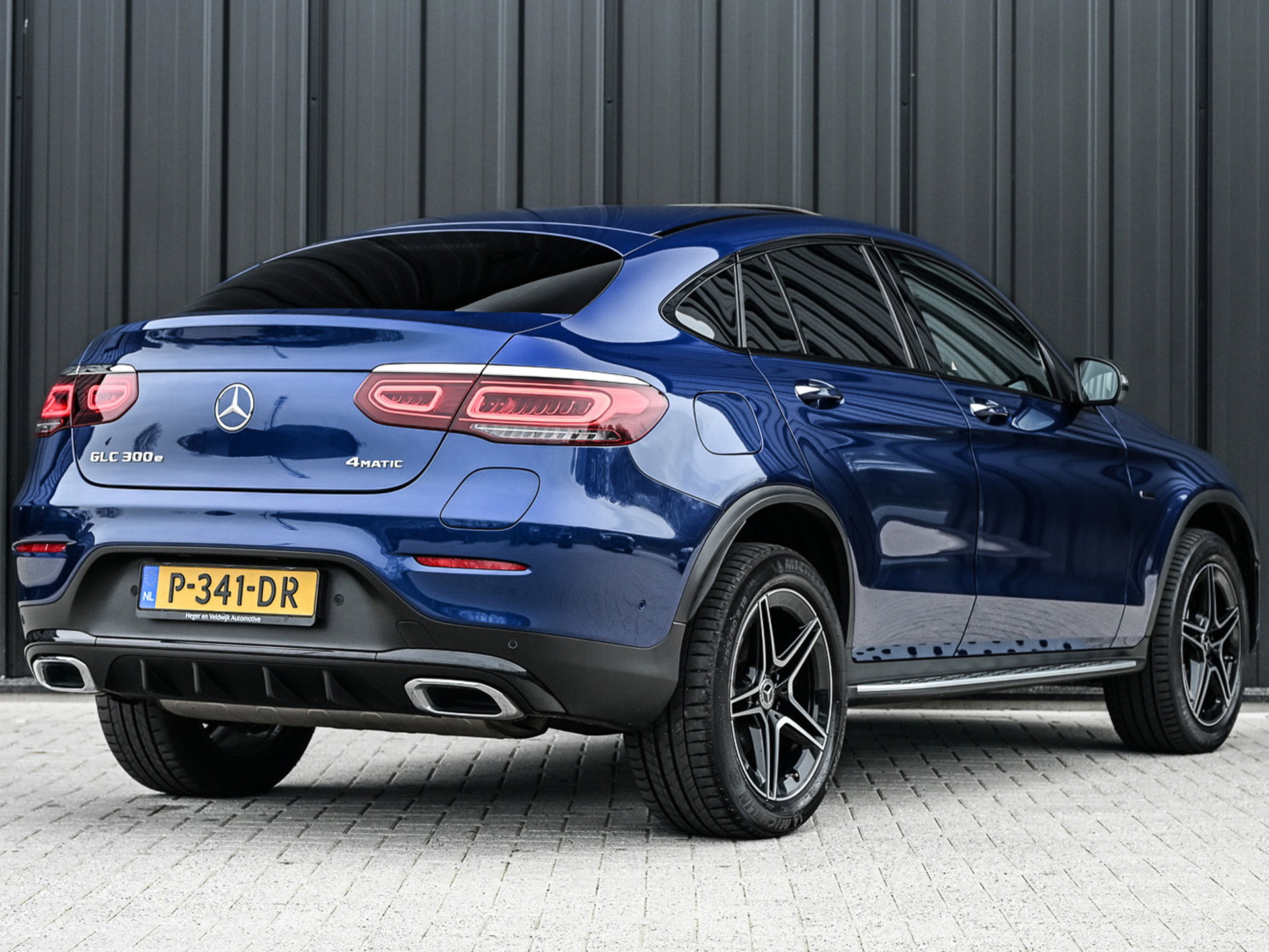Mercedes-Benz GLC - 7