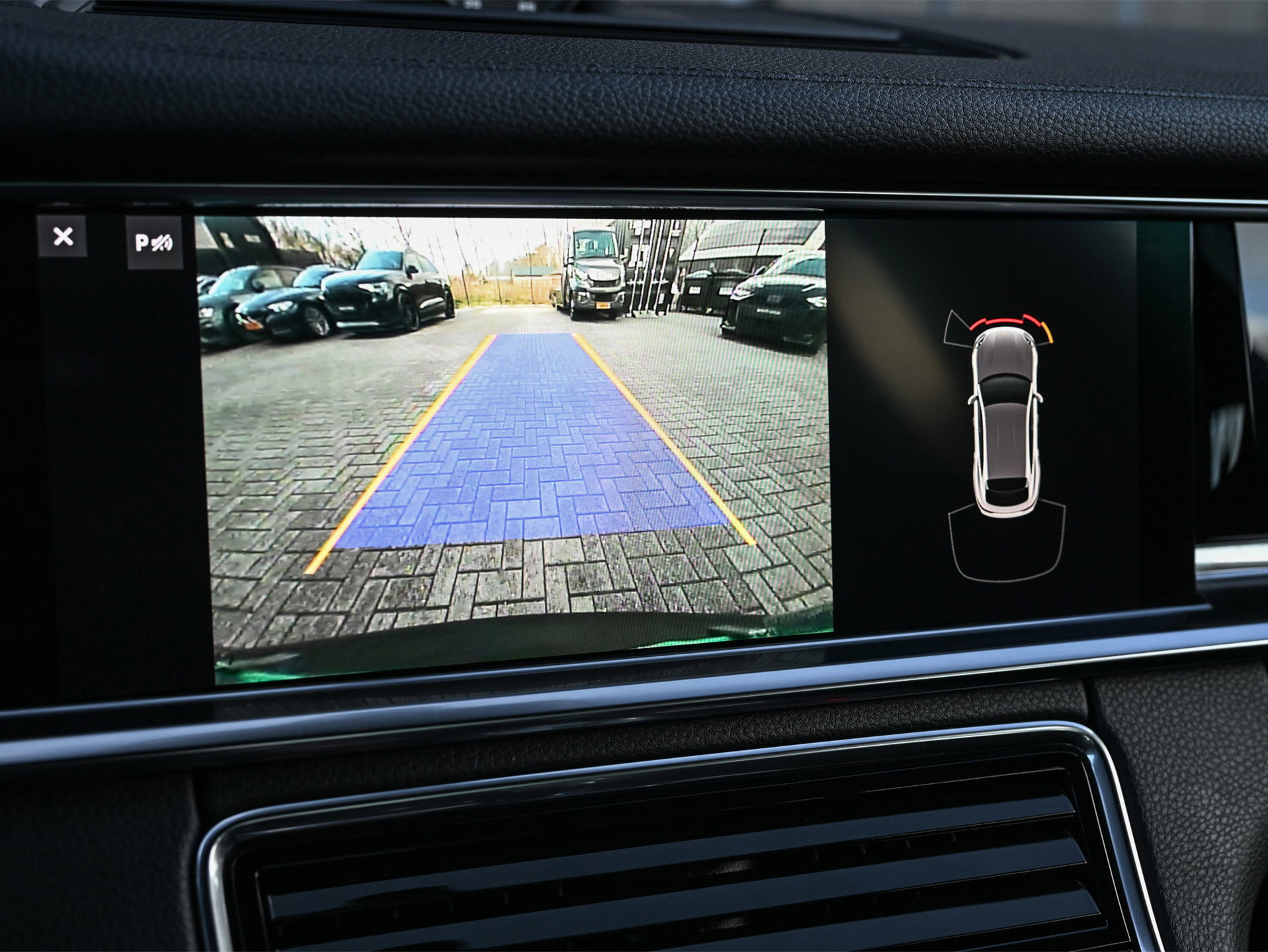 Porsche Panamera - 15