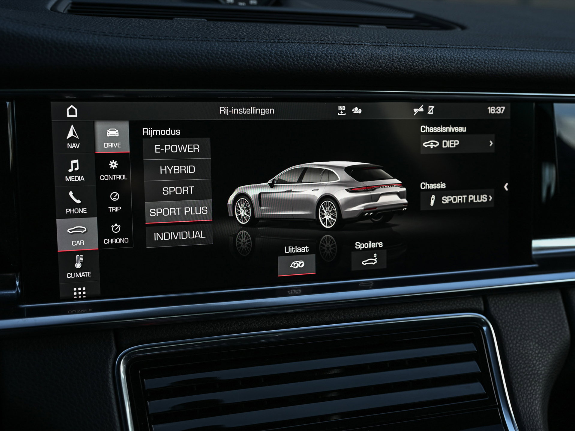 Porsche Panamera - 19