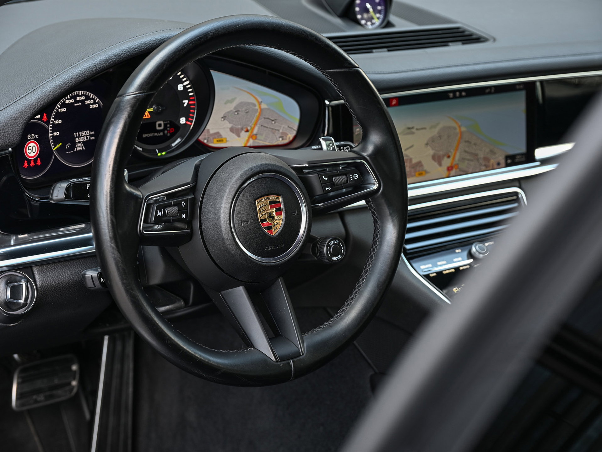 Porsche Panamera - 27