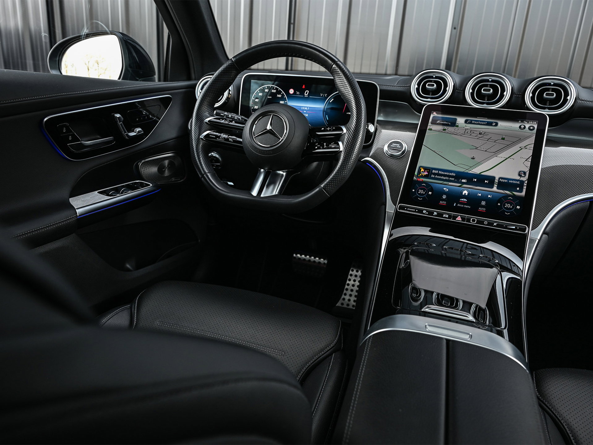 Mercedes-Benz GLC - 3