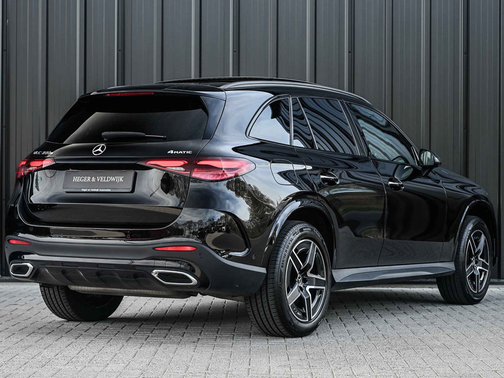 Mercedes-Benz GLC - 7